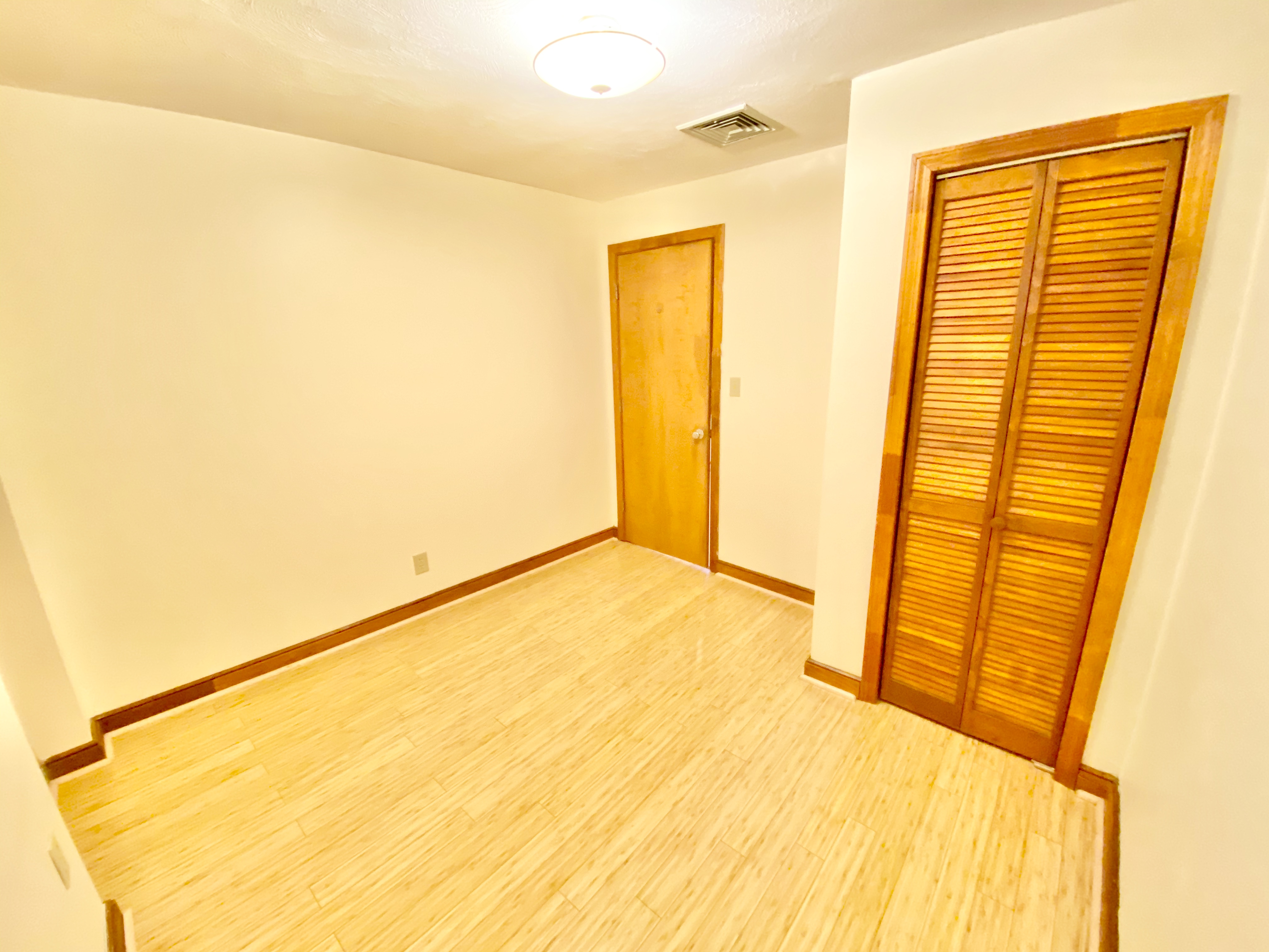 2 Webster Pl, North End