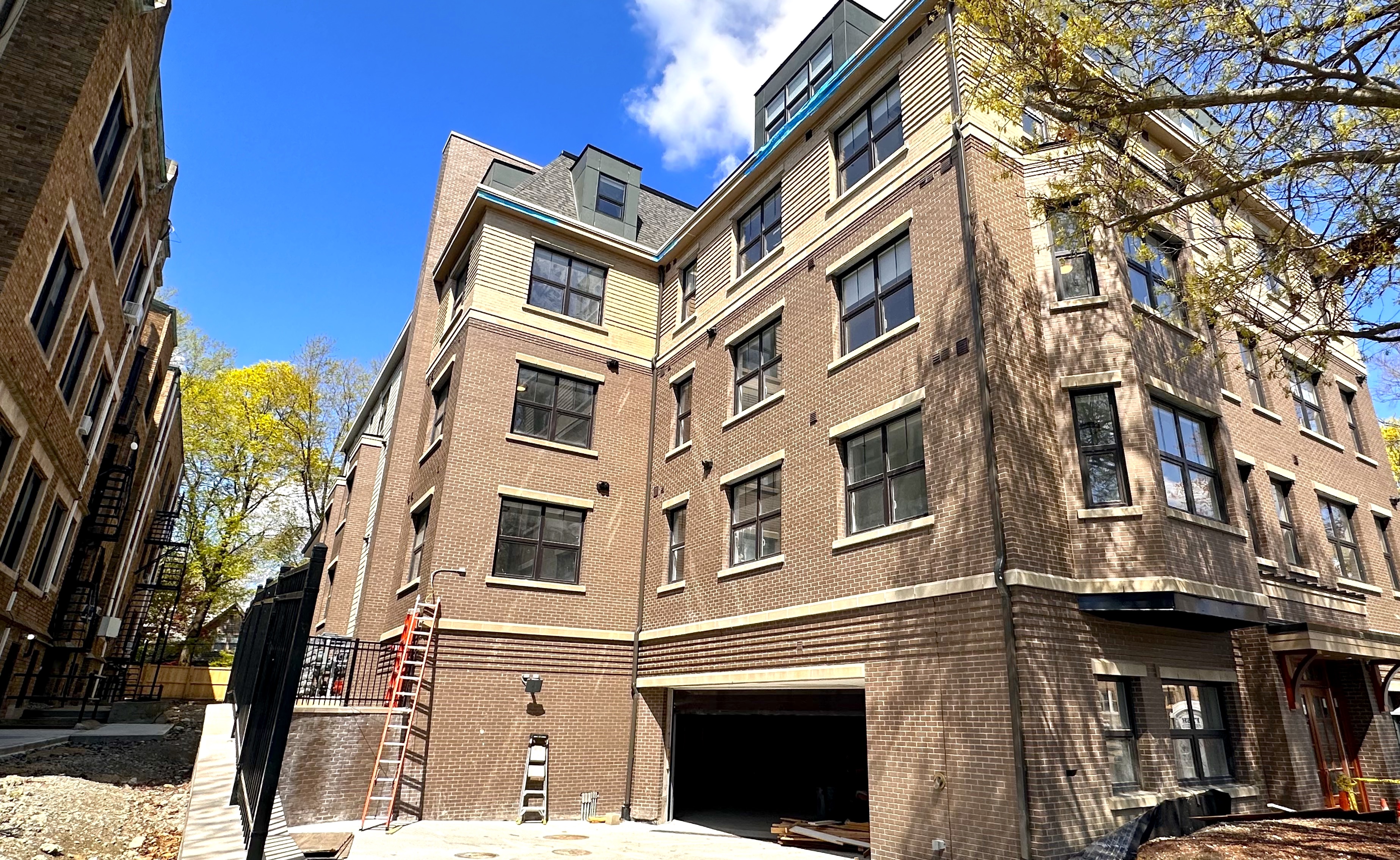 136 Babcock St, Coolidge Corner