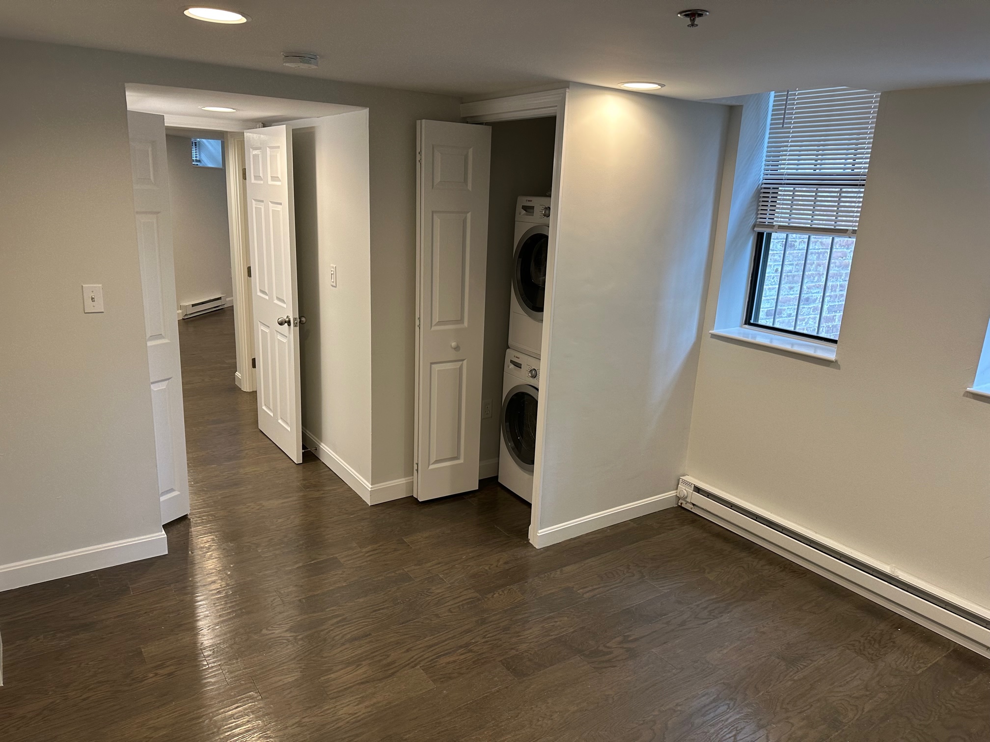 100 Queensberry St, Fenway