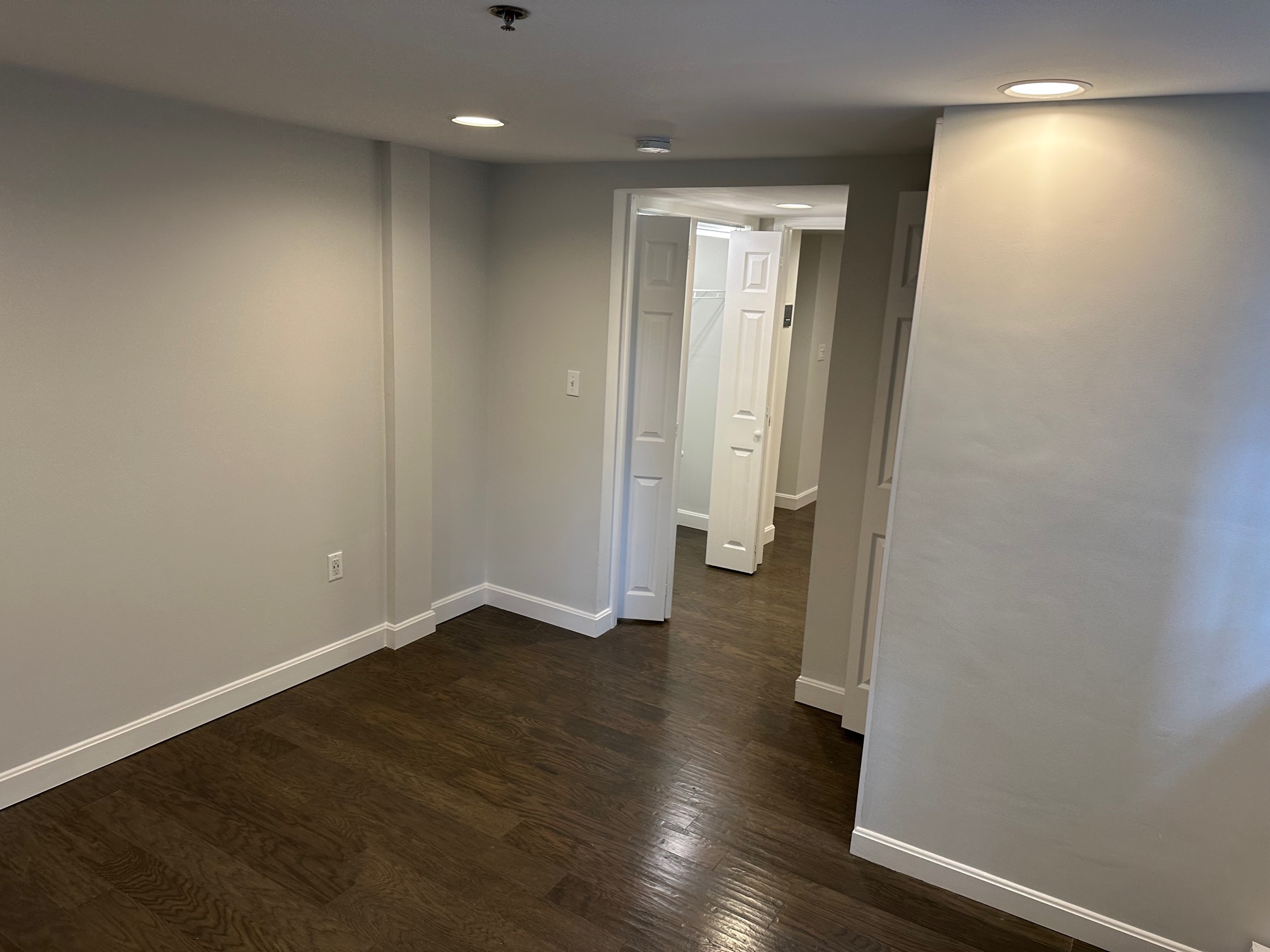 100 Queensberry St, Fenway