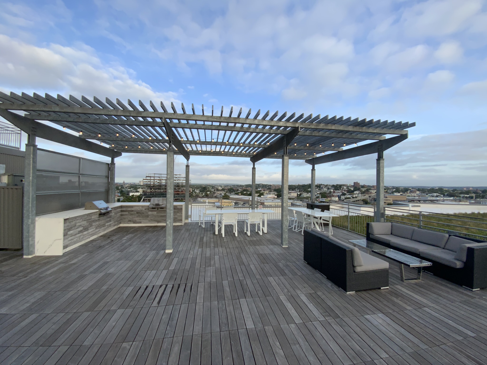 9 Medford St, East Somerville