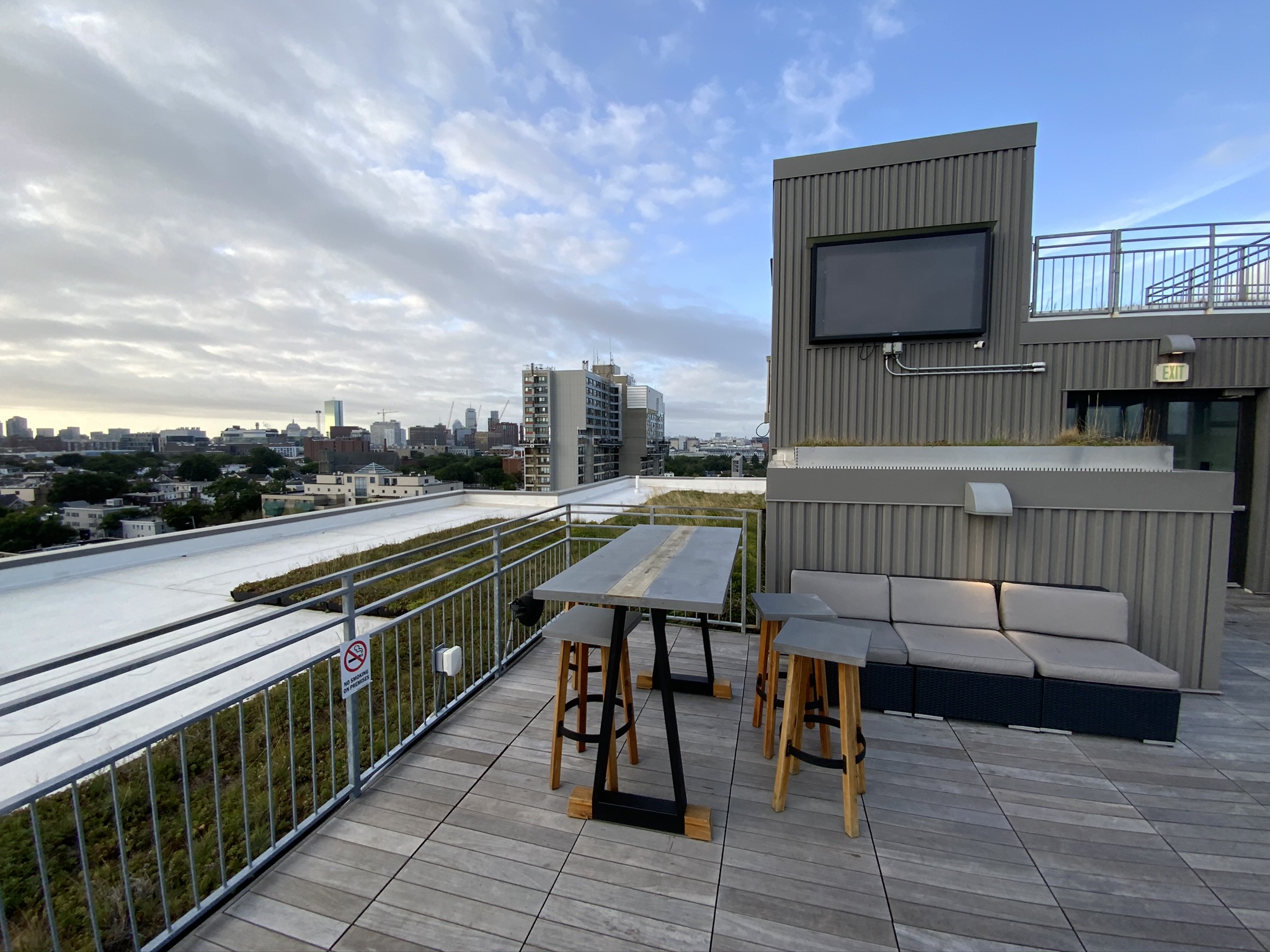 9 Medford St, East Somerville