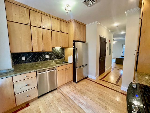 33 Tileston St, North End