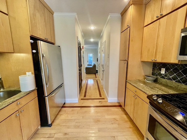 33 Tileston St, North End