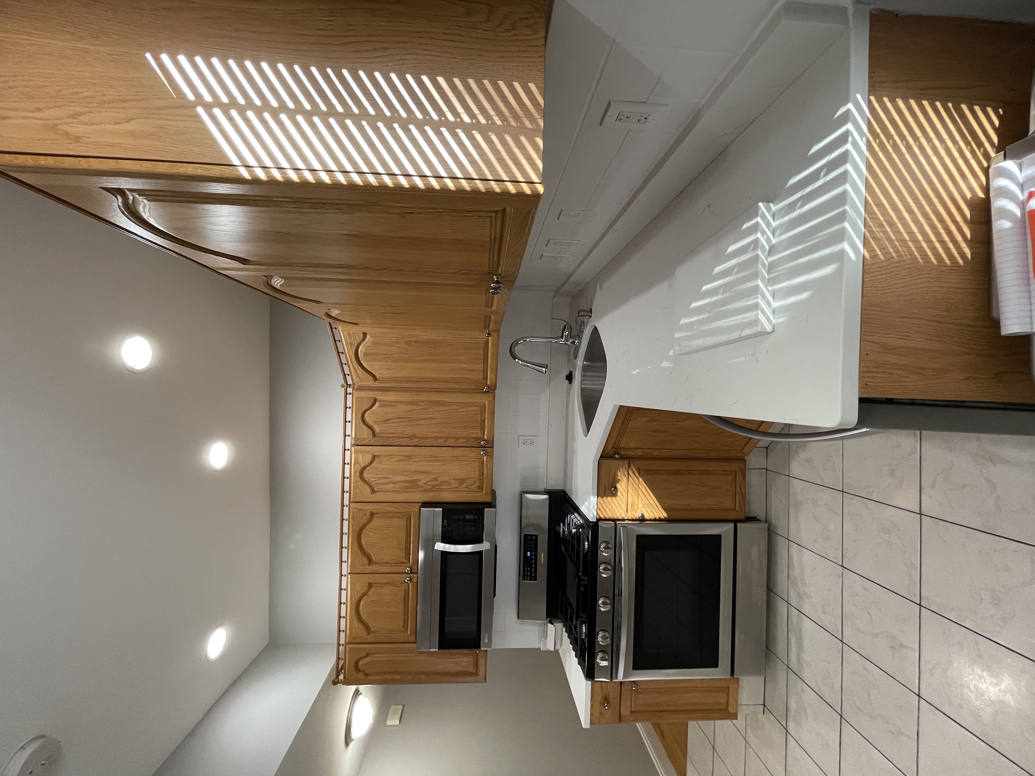 5 Transit St, South Boston