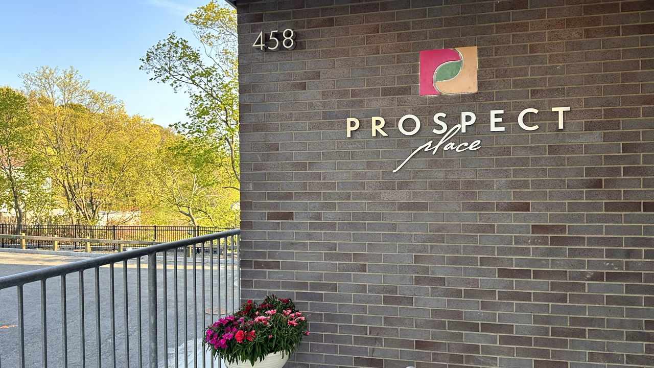 458 Washington St, Brighton