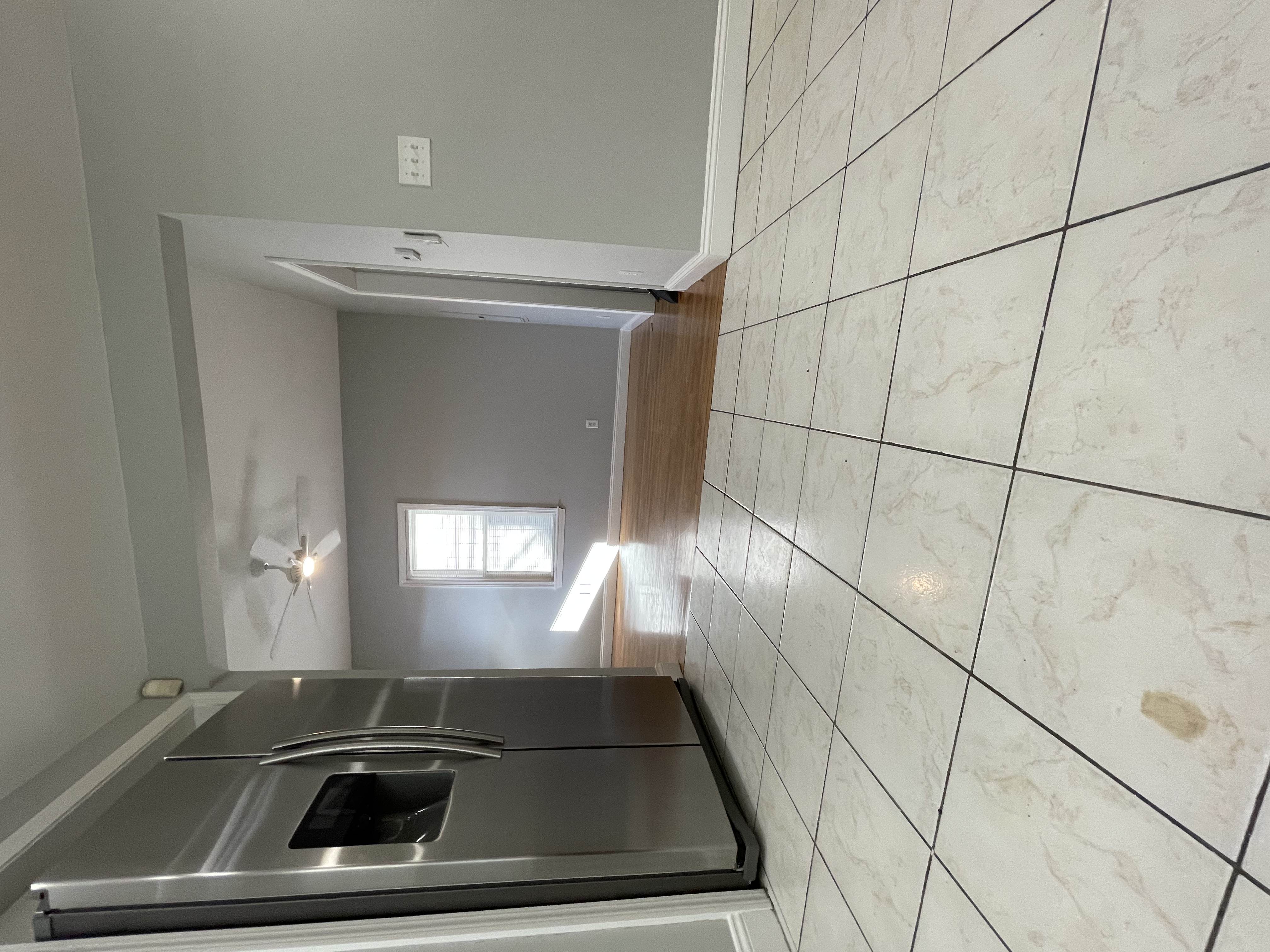 5 Transit St, South Boston