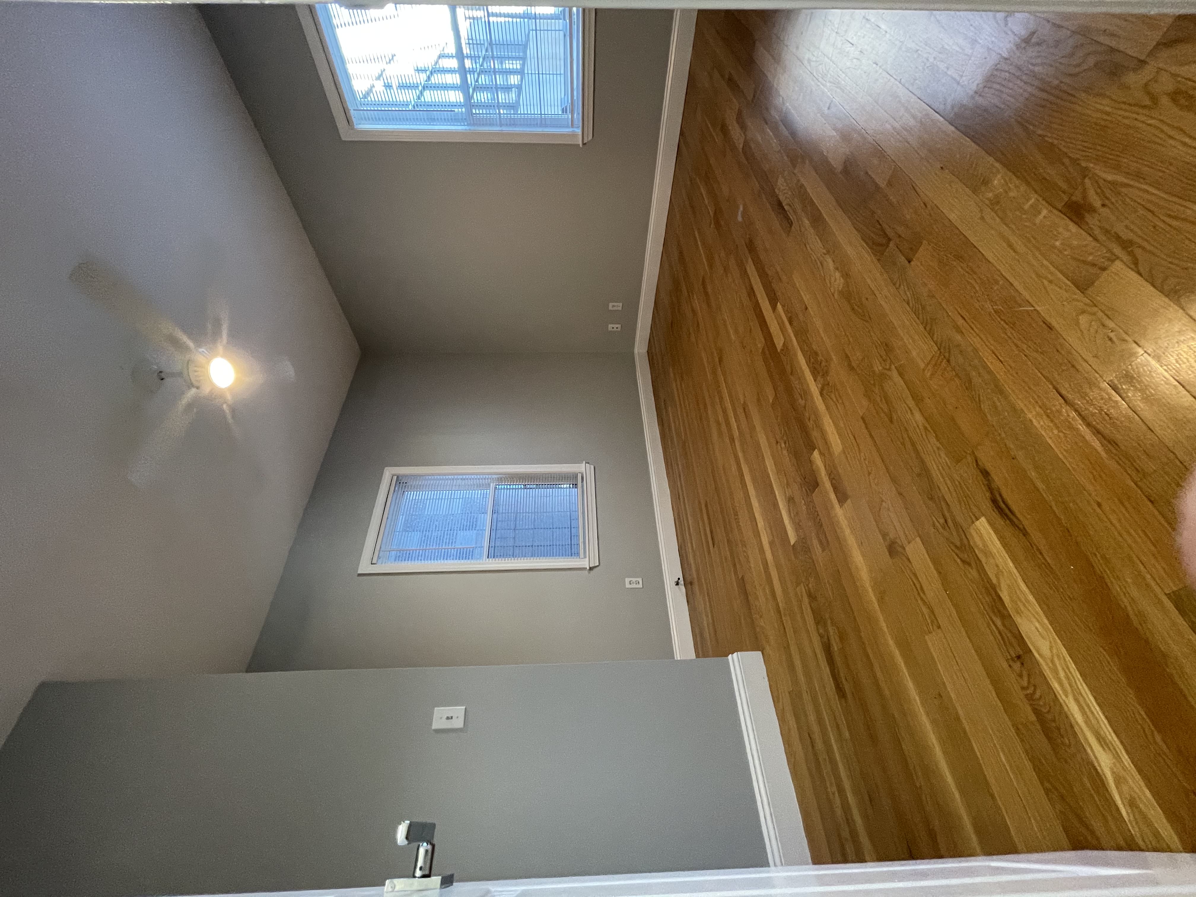 5 Transit St, South Boston