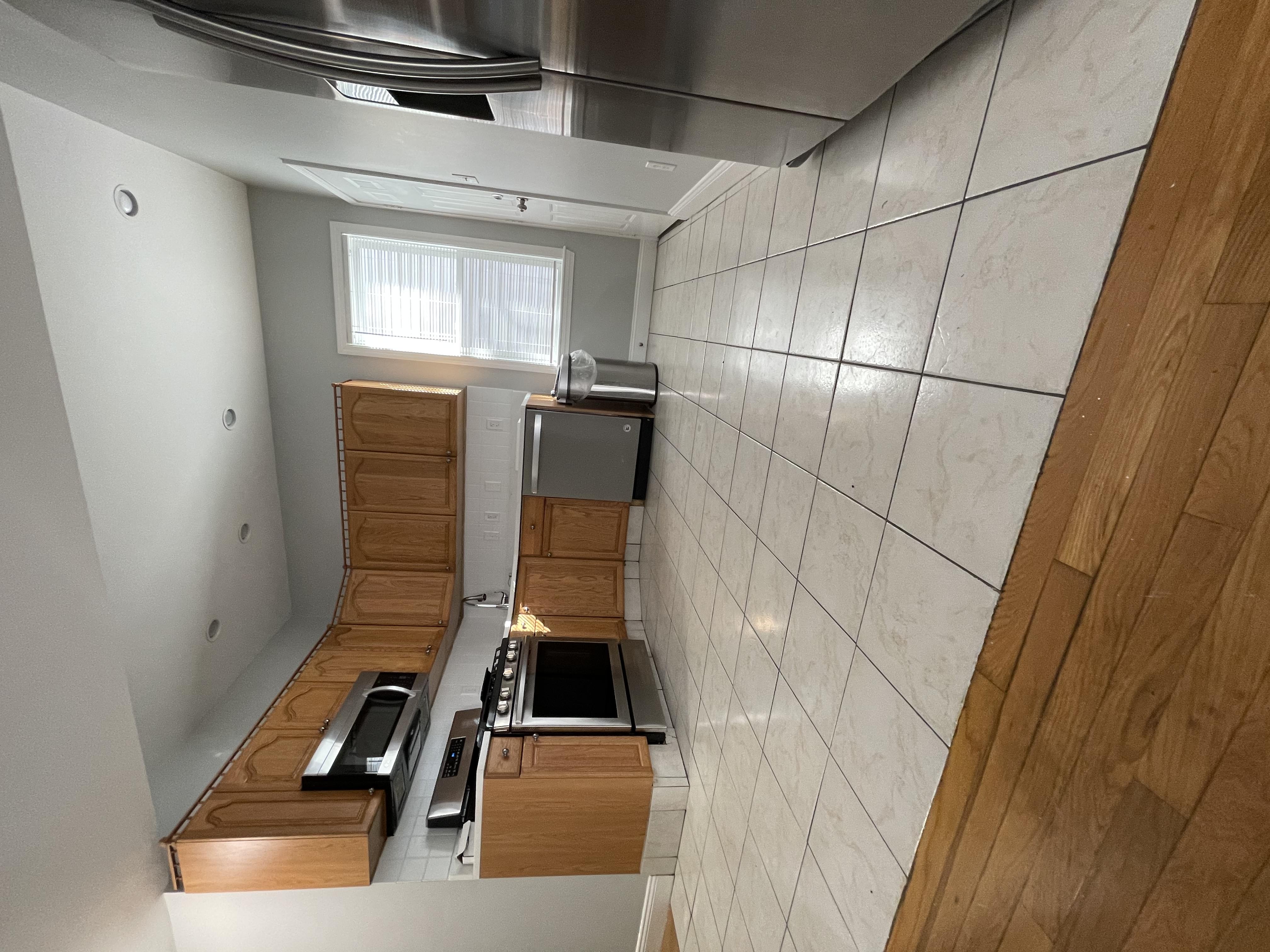 5 Transit St, South Boston