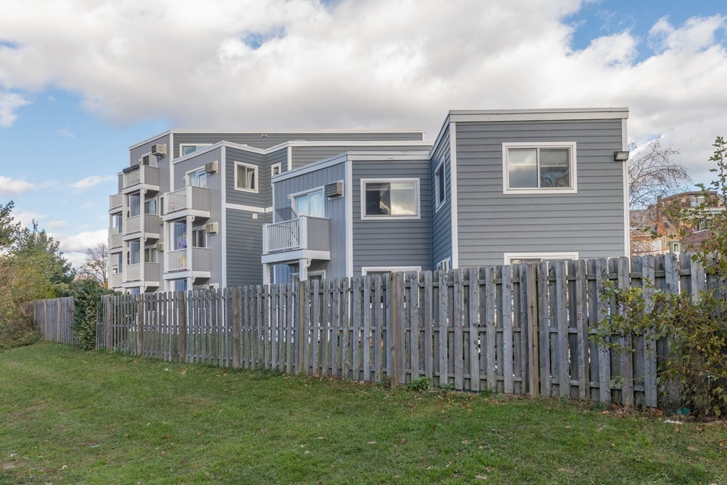 10 Orleans St, East Boston