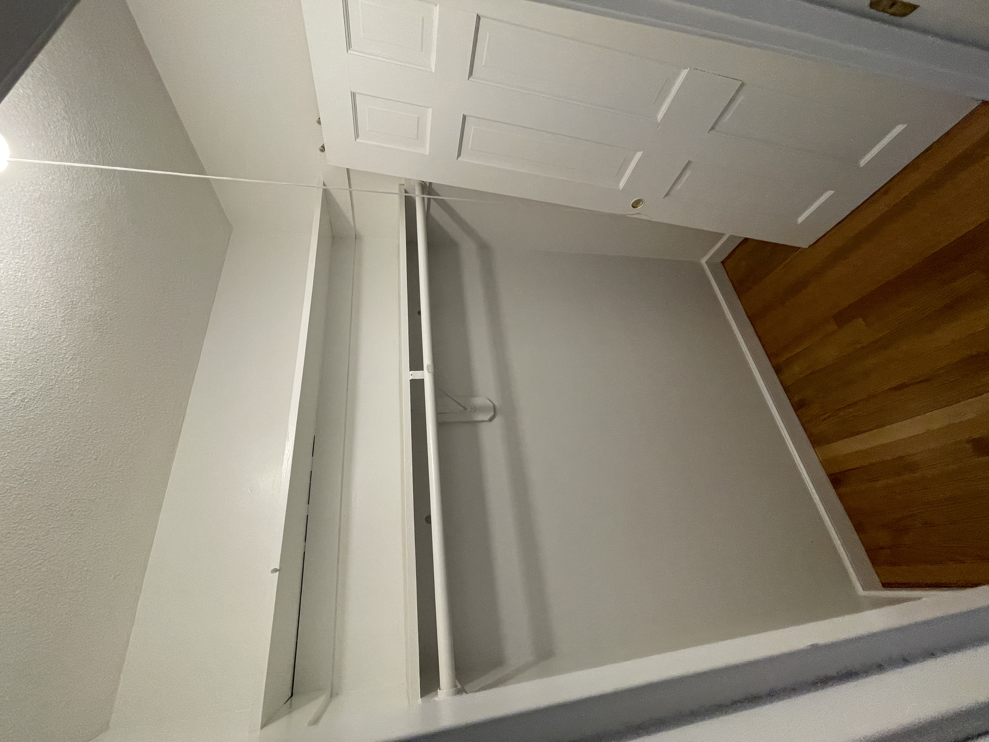 270 Grove St, Newton