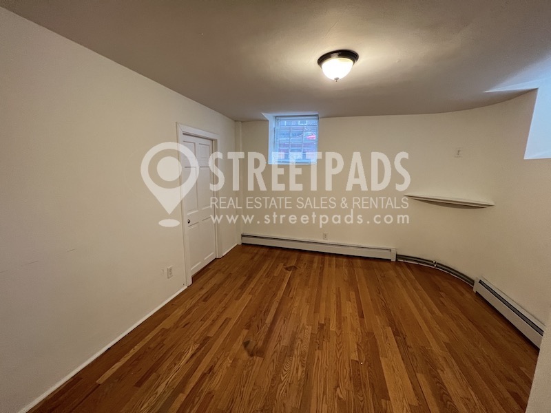 1322 Commonwealth Ave, Allston