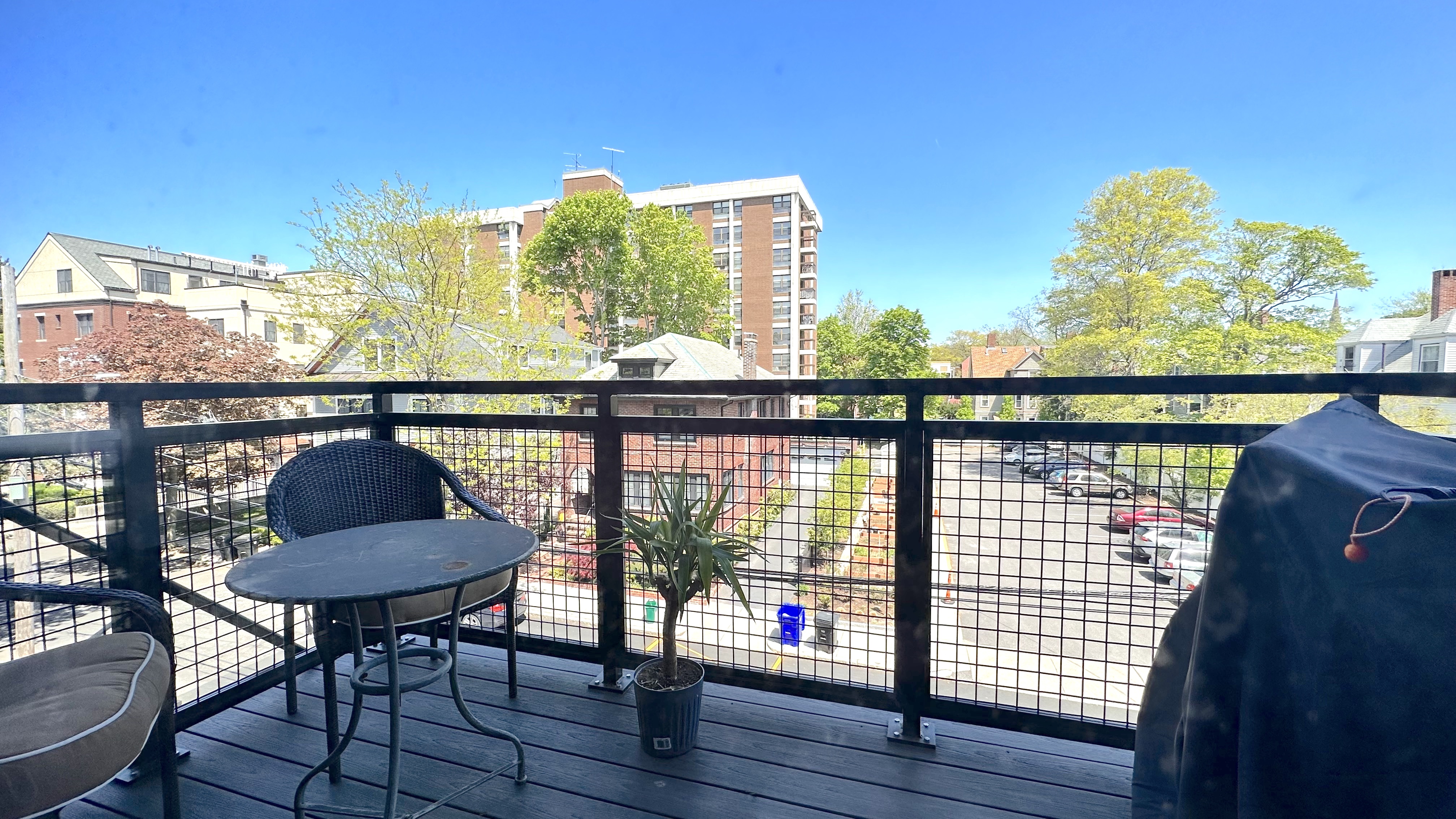 54 Auburn St, Coolidge Corner