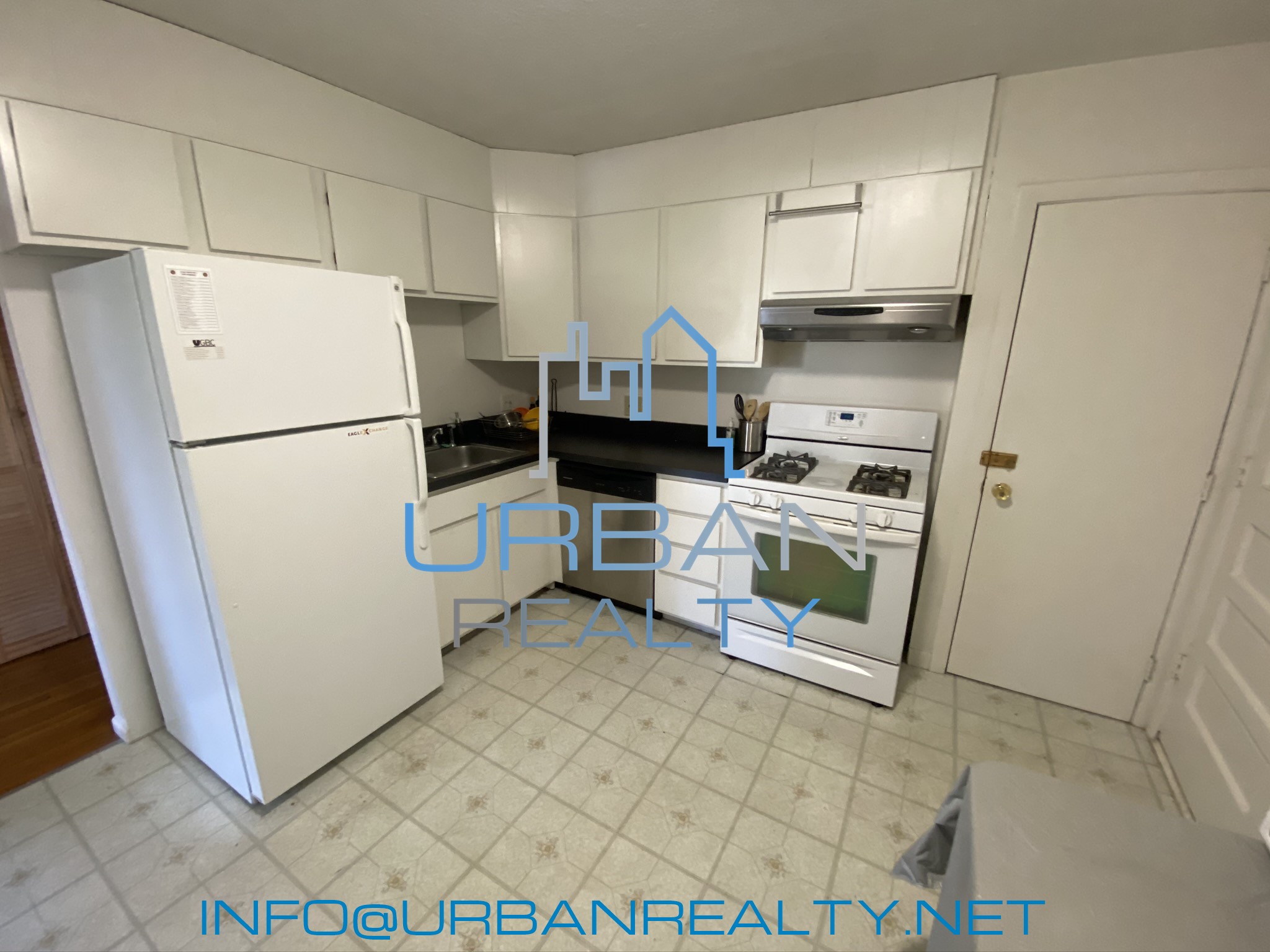 38 Undine Rd, Brighton