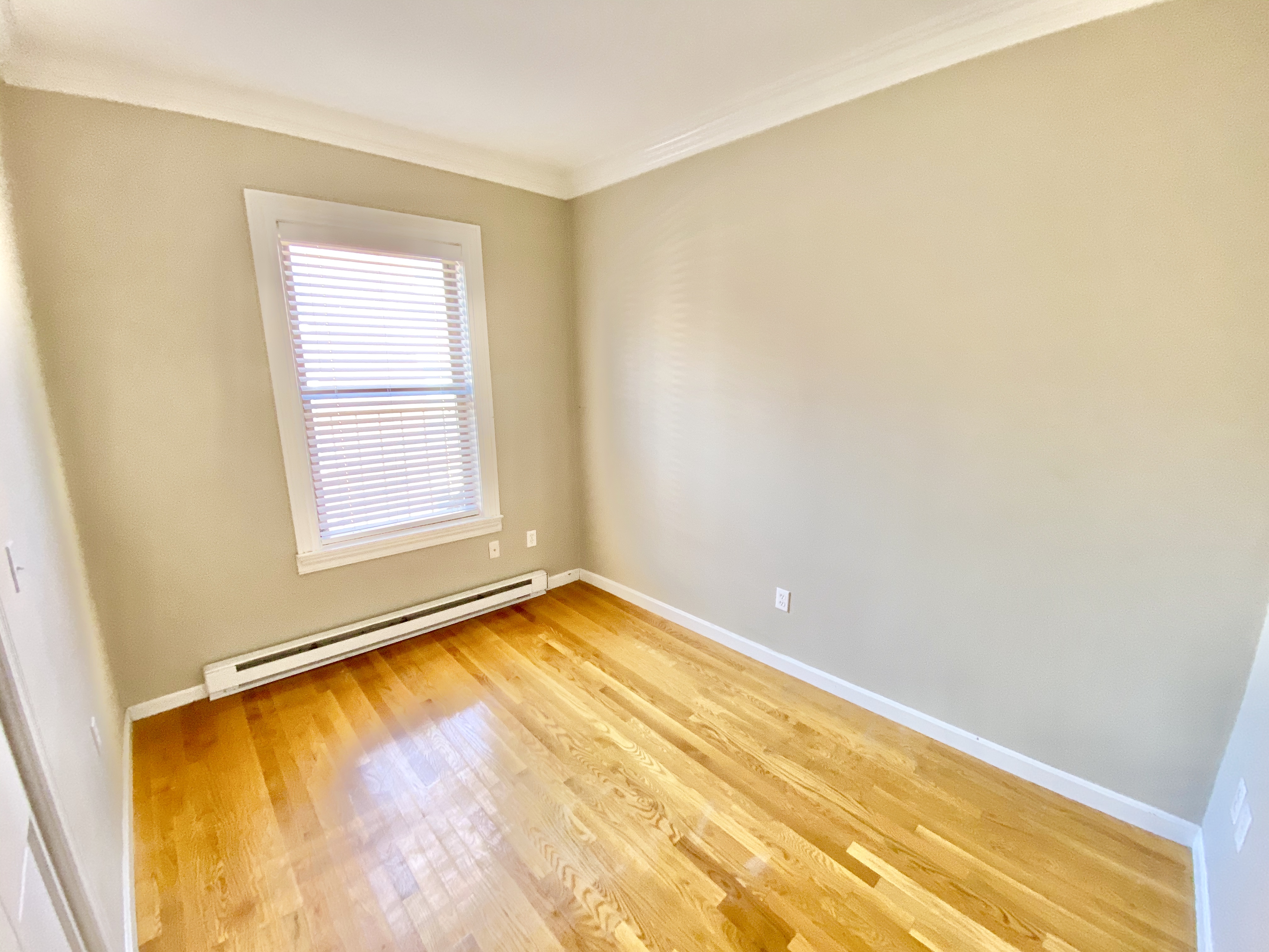 44 Charter St, North End