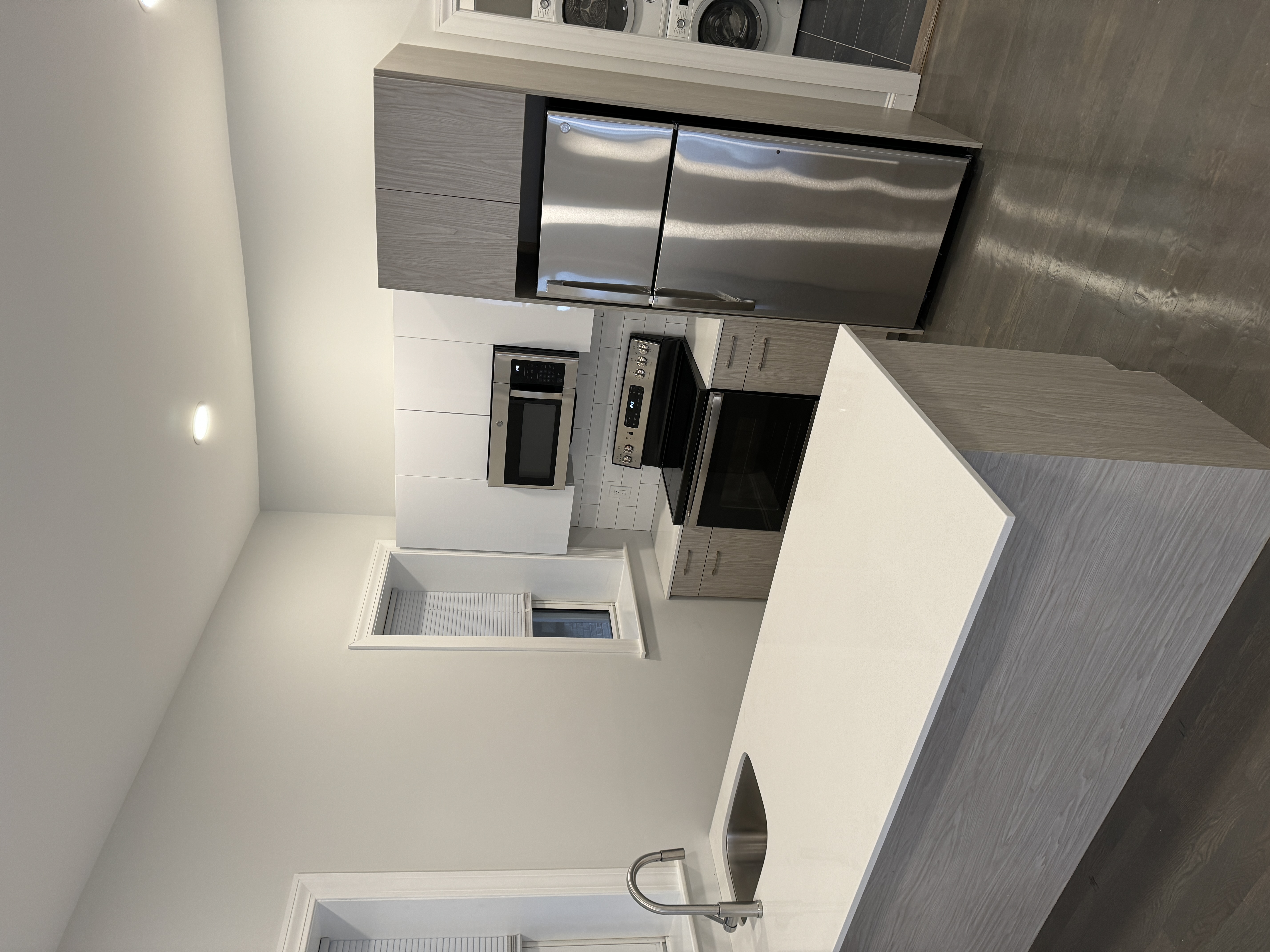 106 Queensberry St, Fenway