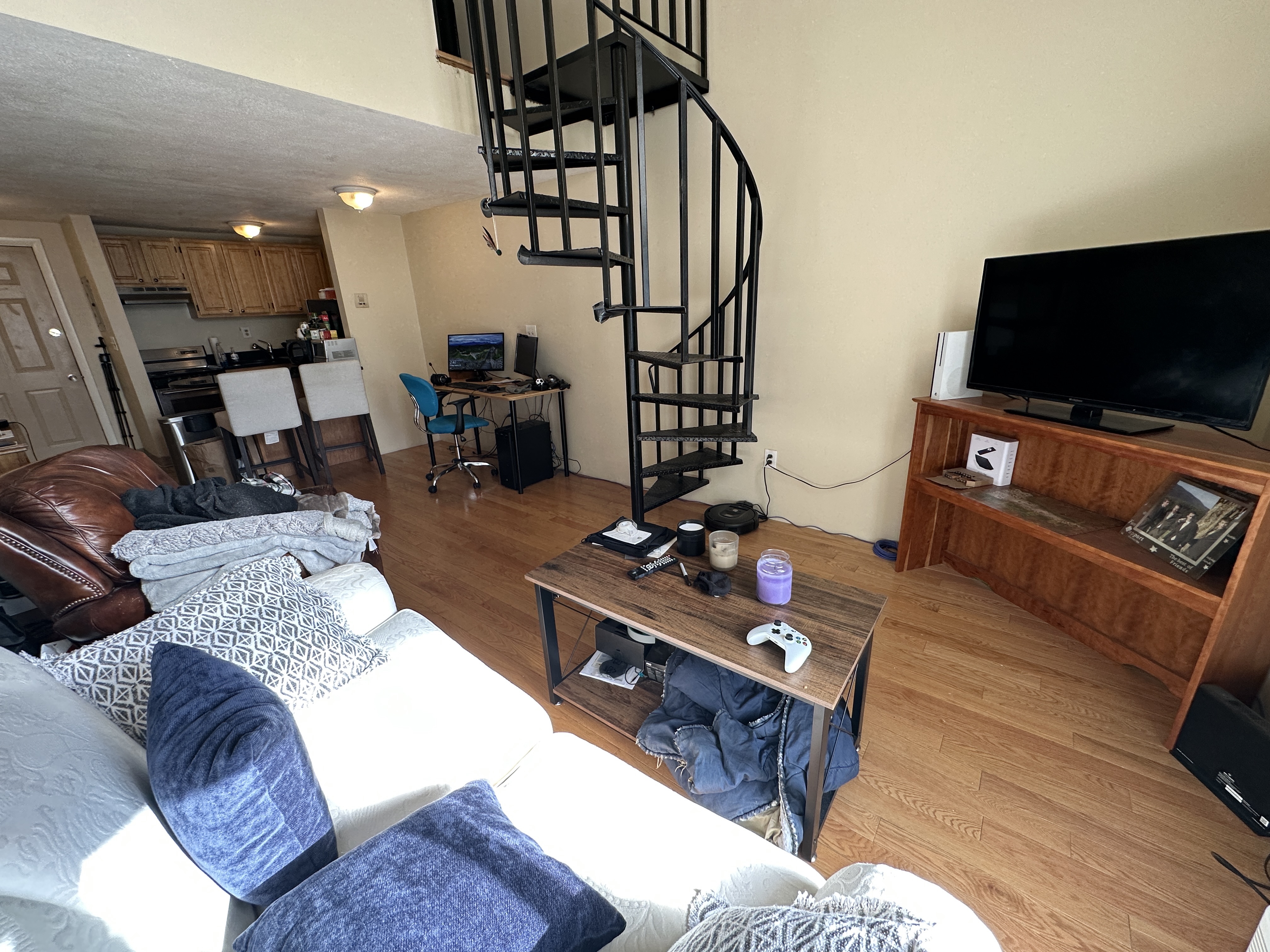 385 Dorchester St, South Boston