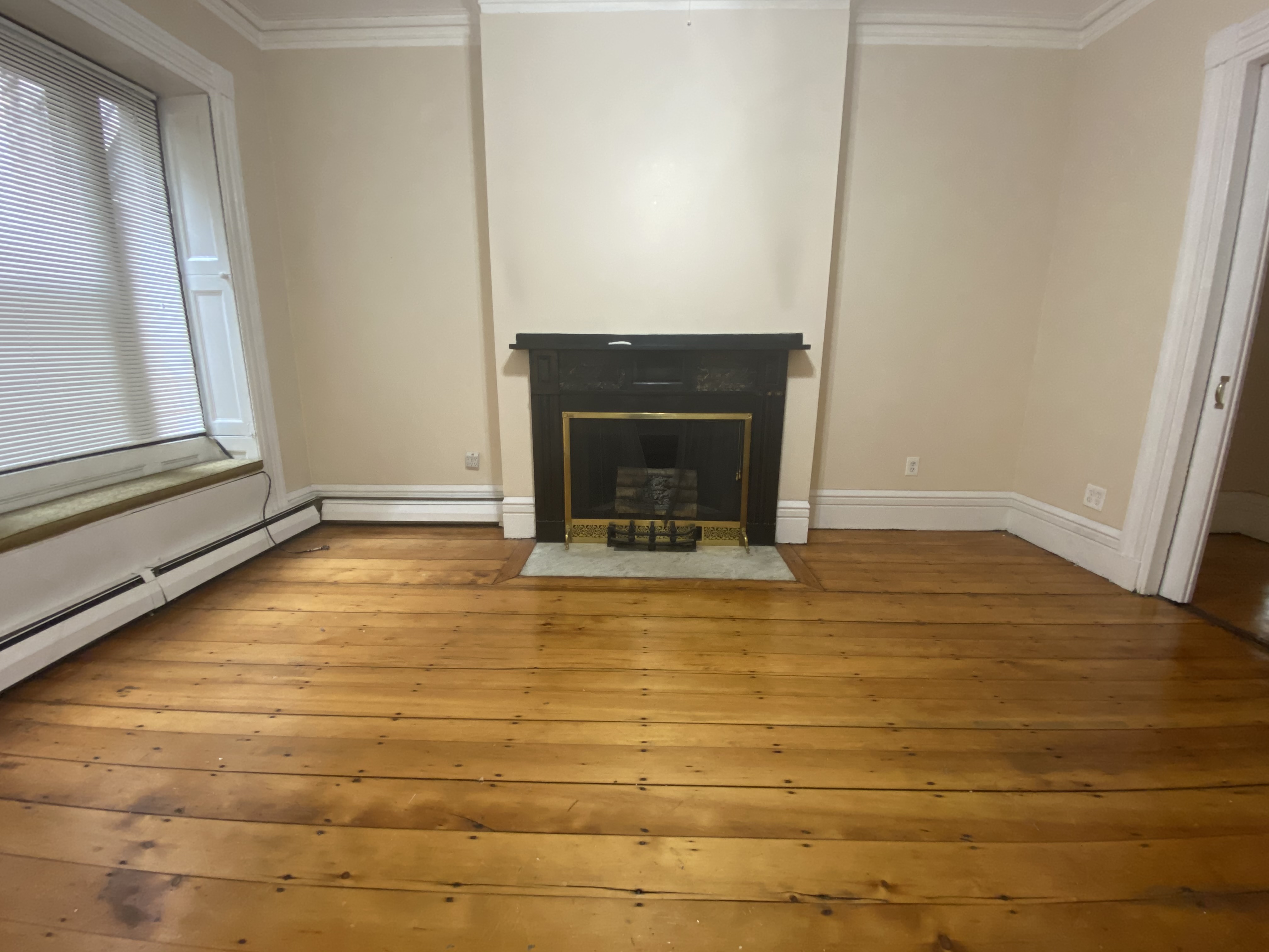 192 Salem St, North End