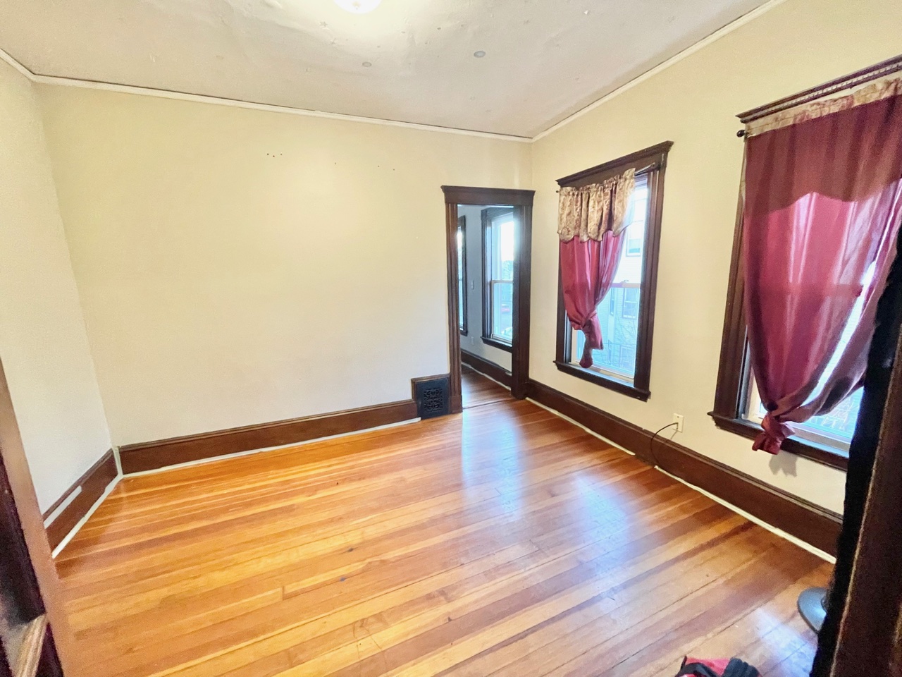 7 Boylston St, Malden