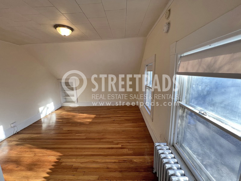 381 Harvard St, Central Square