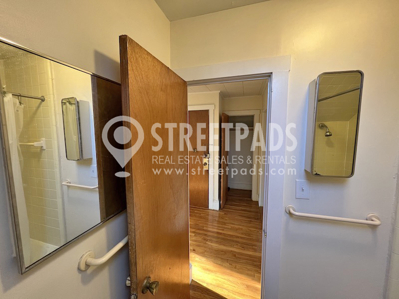 381 Harvard St, Central Square