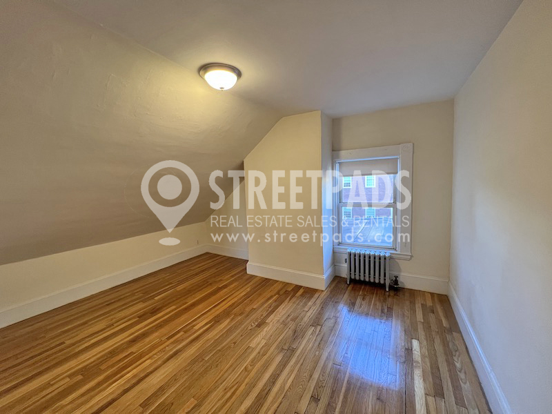 381 Harvard St, Central Square