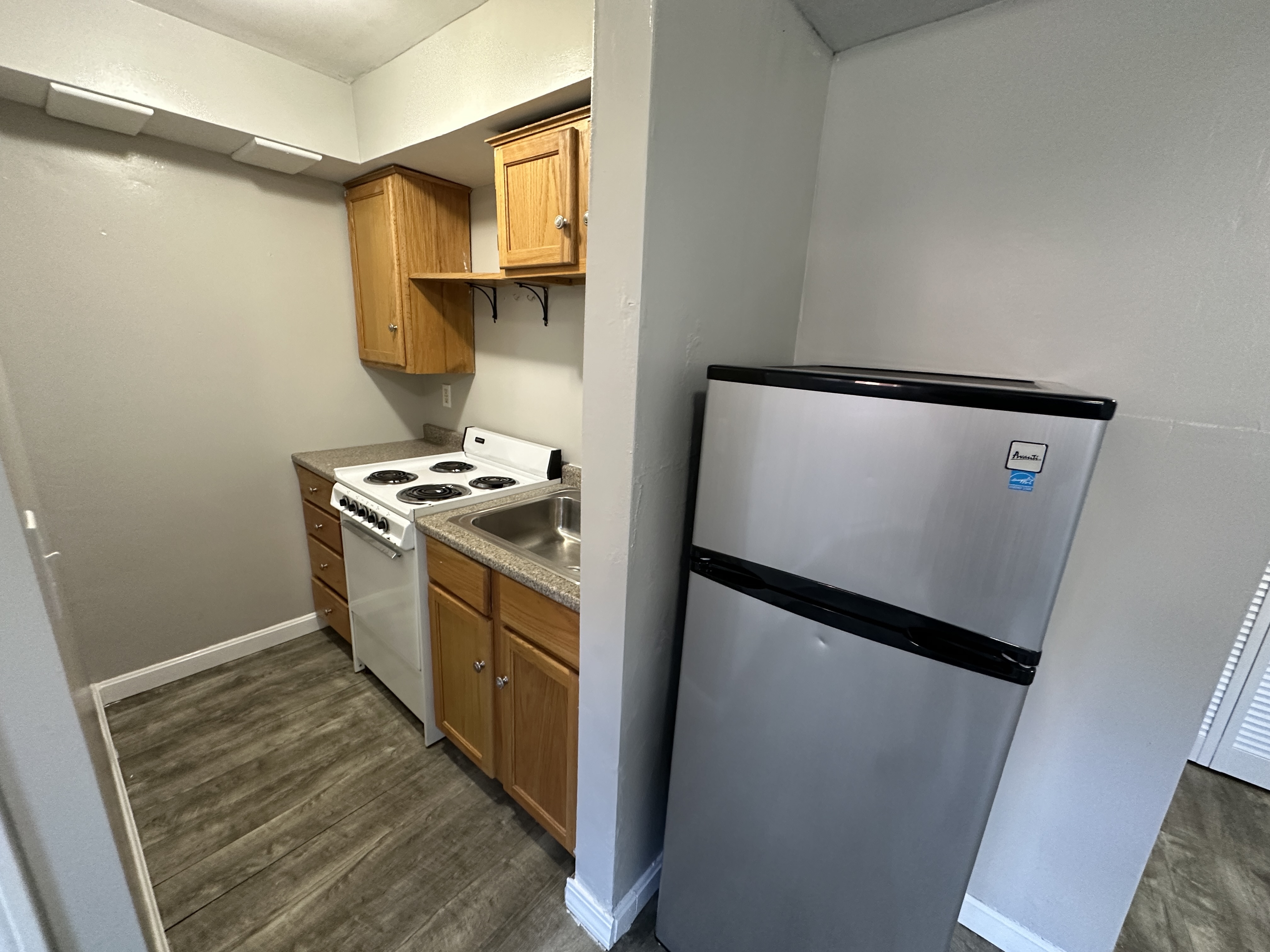 879 Beacon St, Fenway