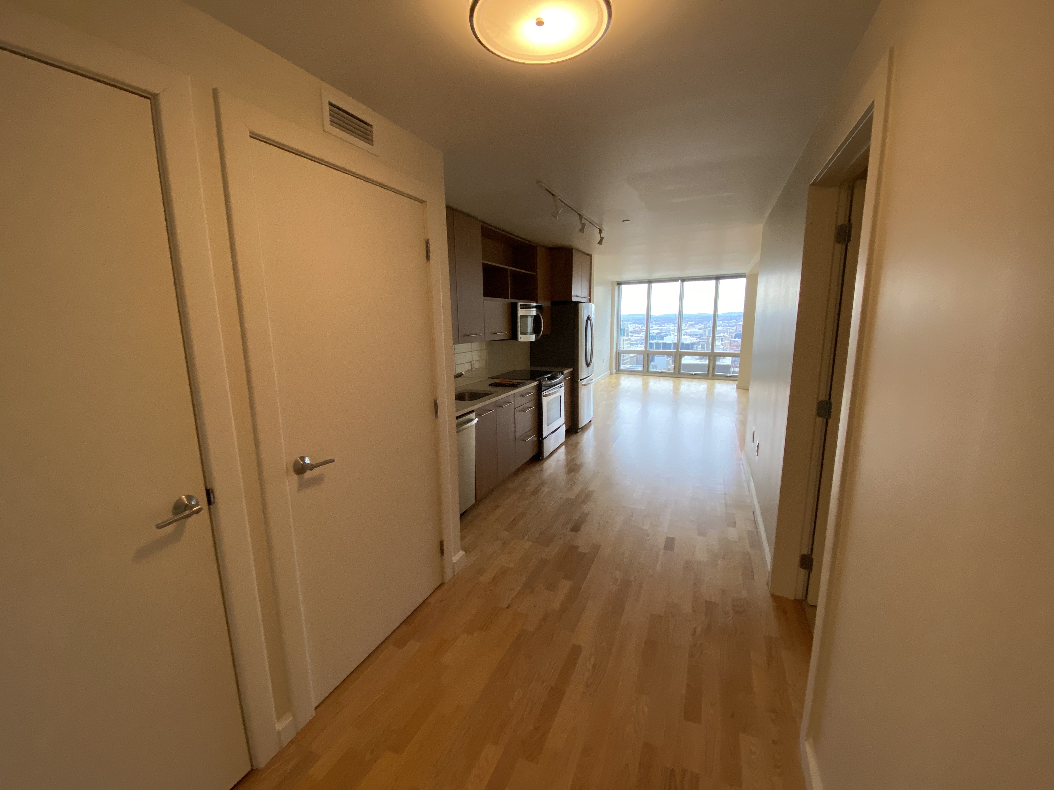 665 Washington, Chinatown