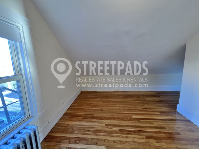 381 Harvard St, Central Square