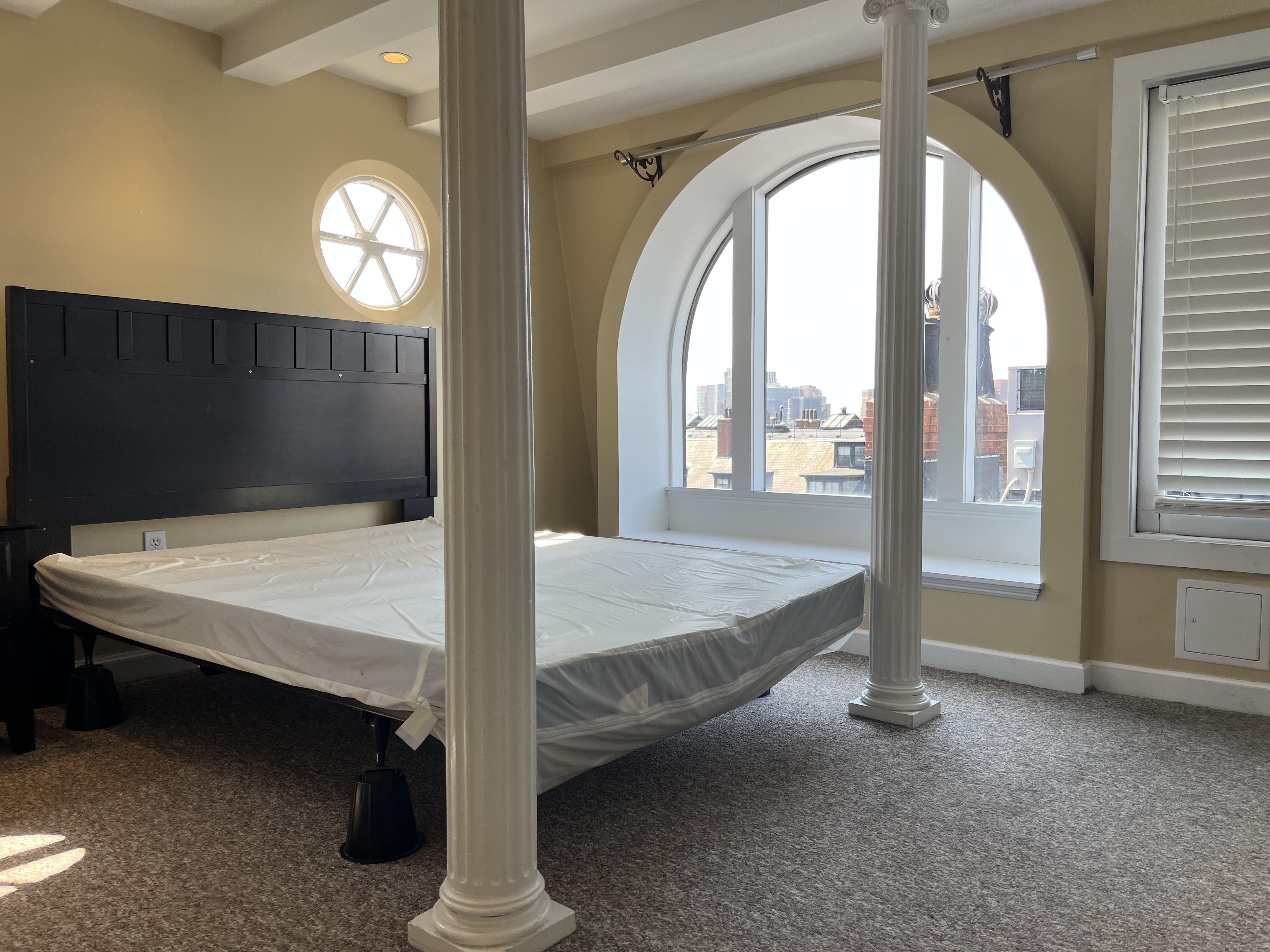 113 Beacon St, Back Bay