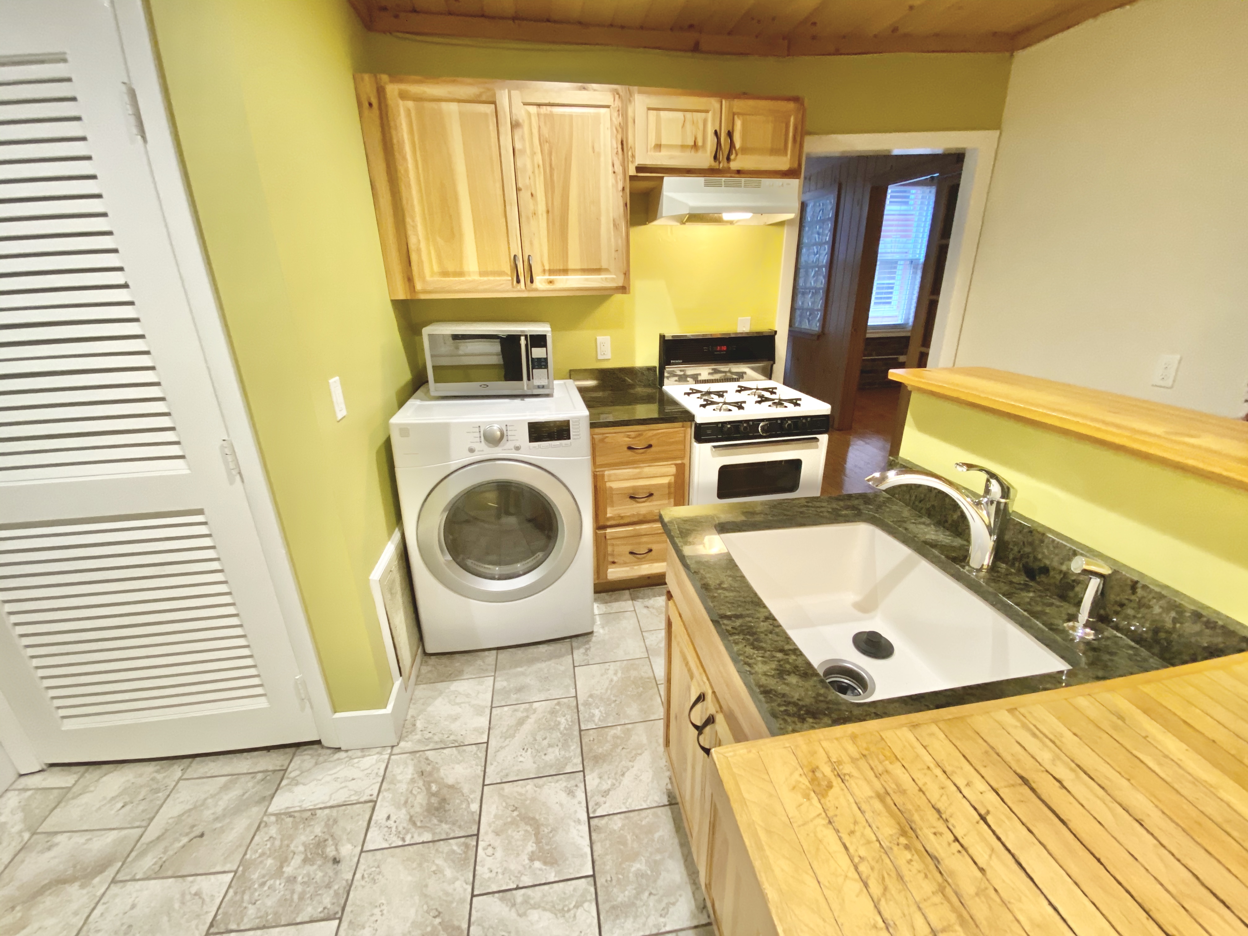 10 Henchman St, North End