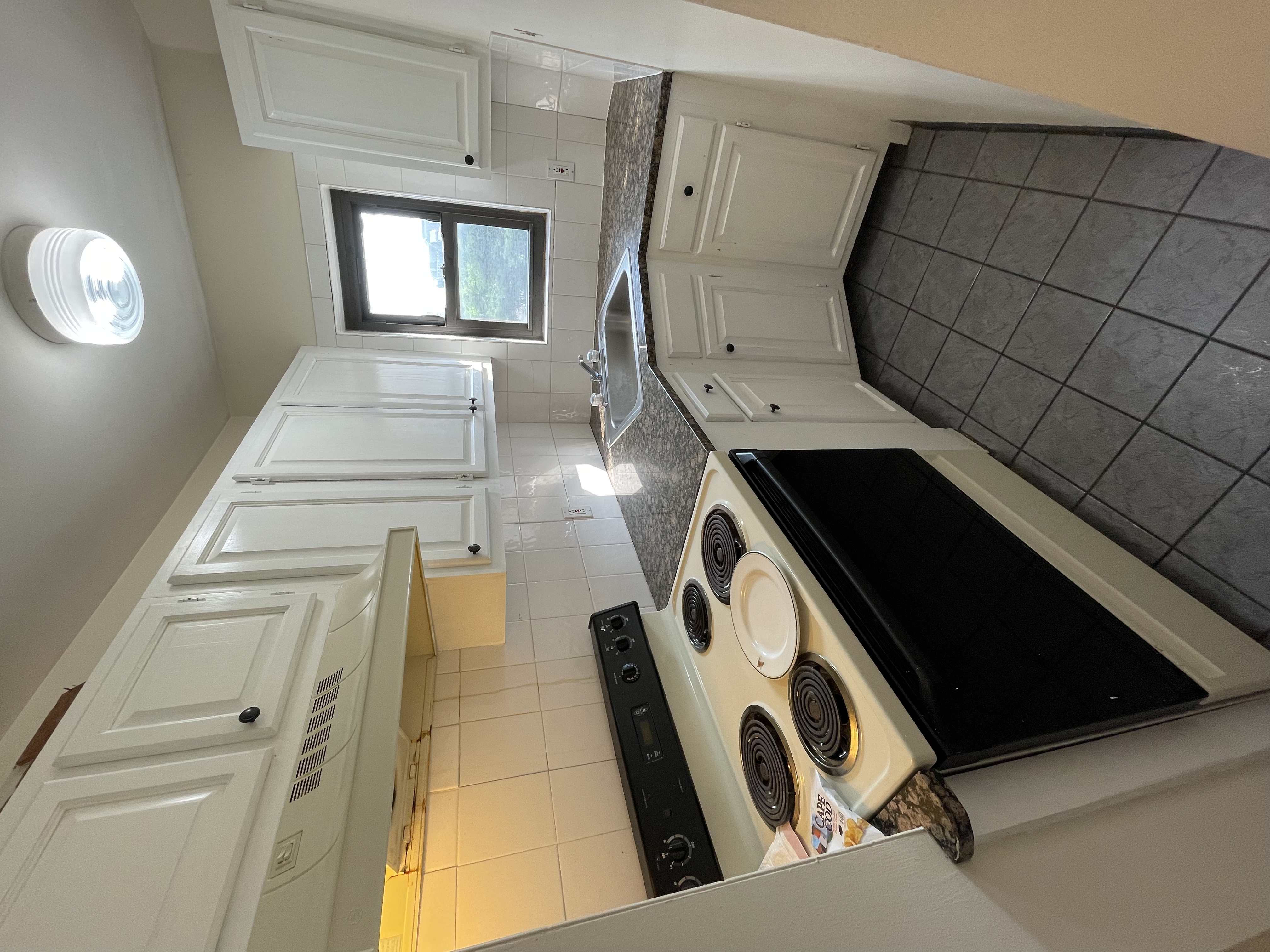 1200 Massachusetts Ave, Harvard Square