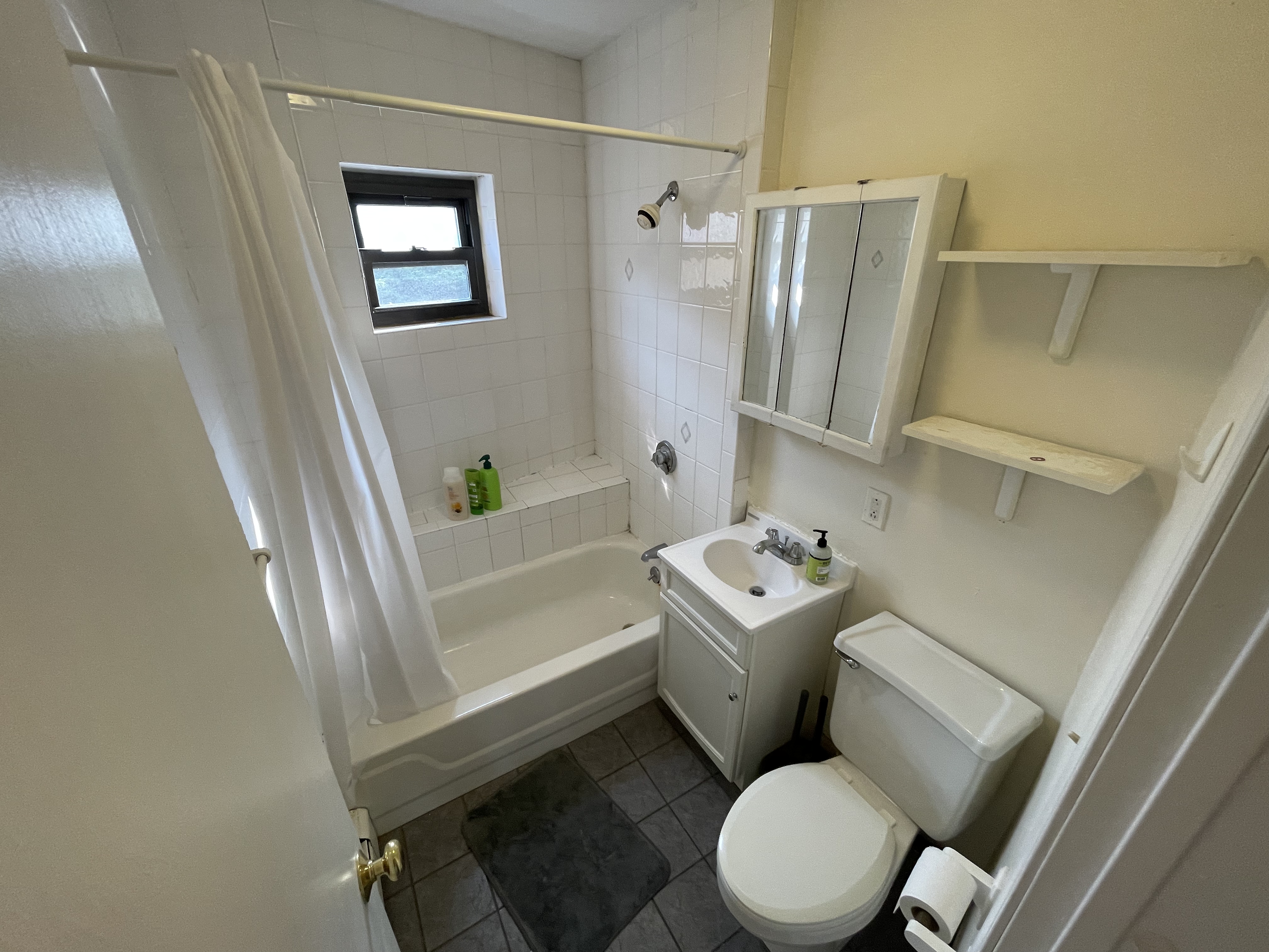 1200 Massachusetts Ave, Harvard Square