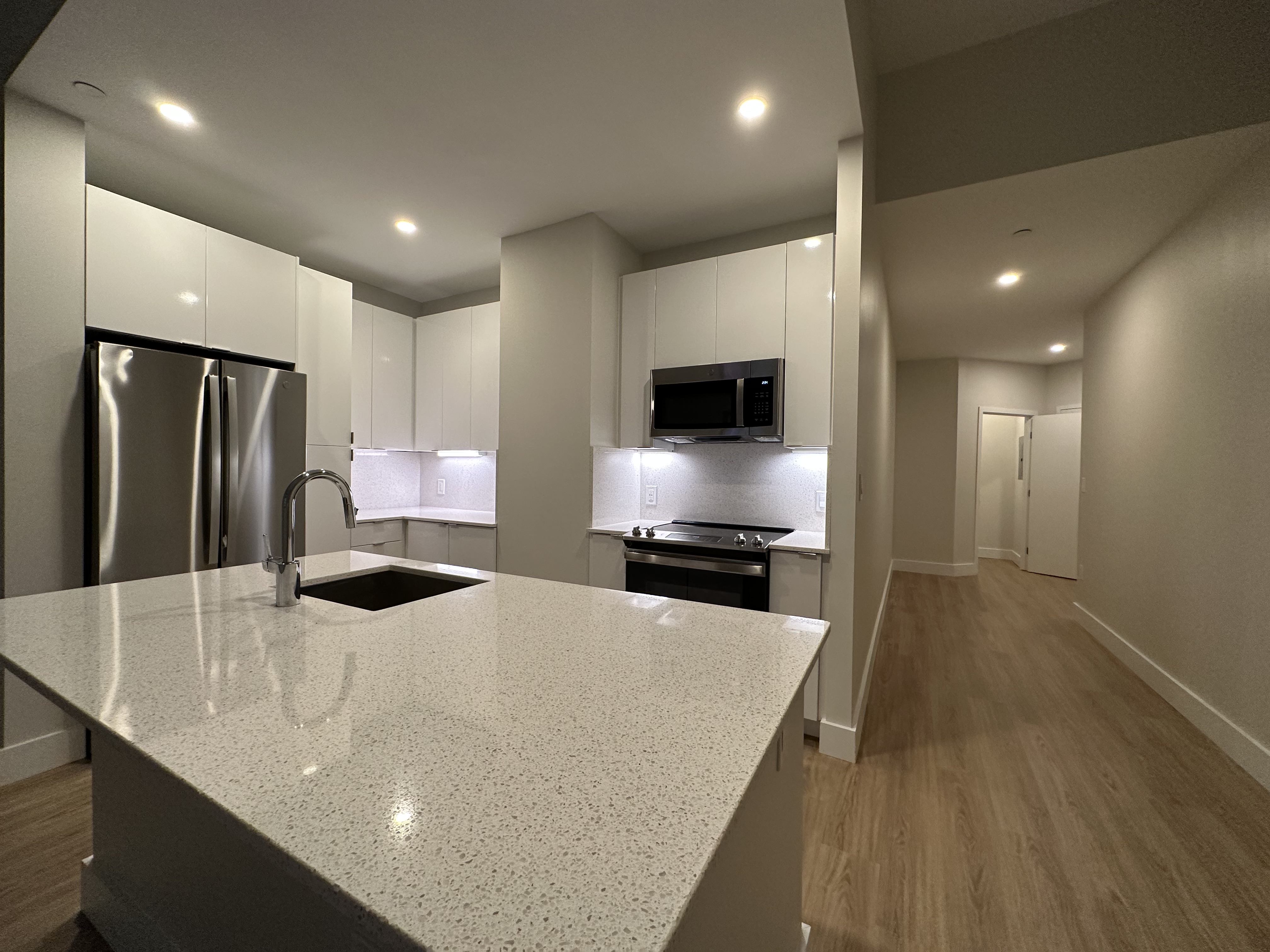 660 Washington St, Chinatown