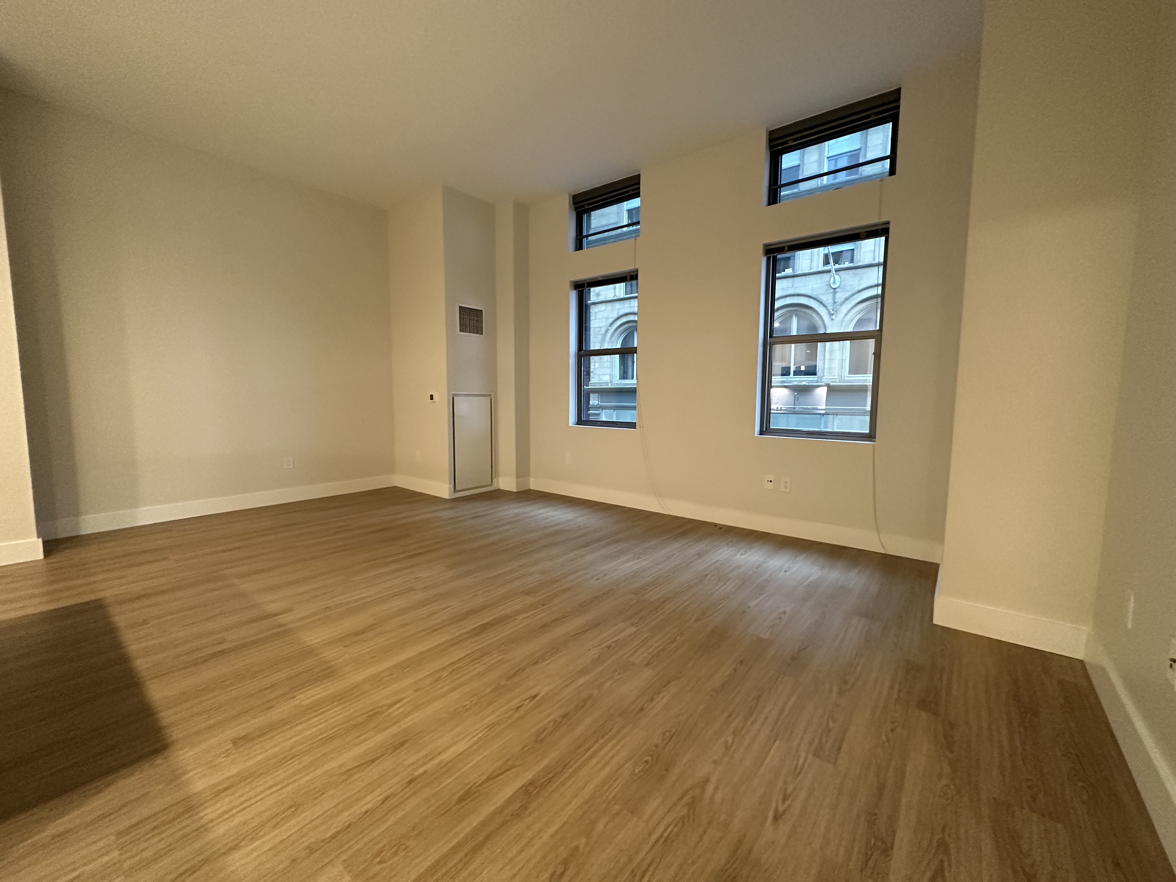 660 Washington St, Chinatown