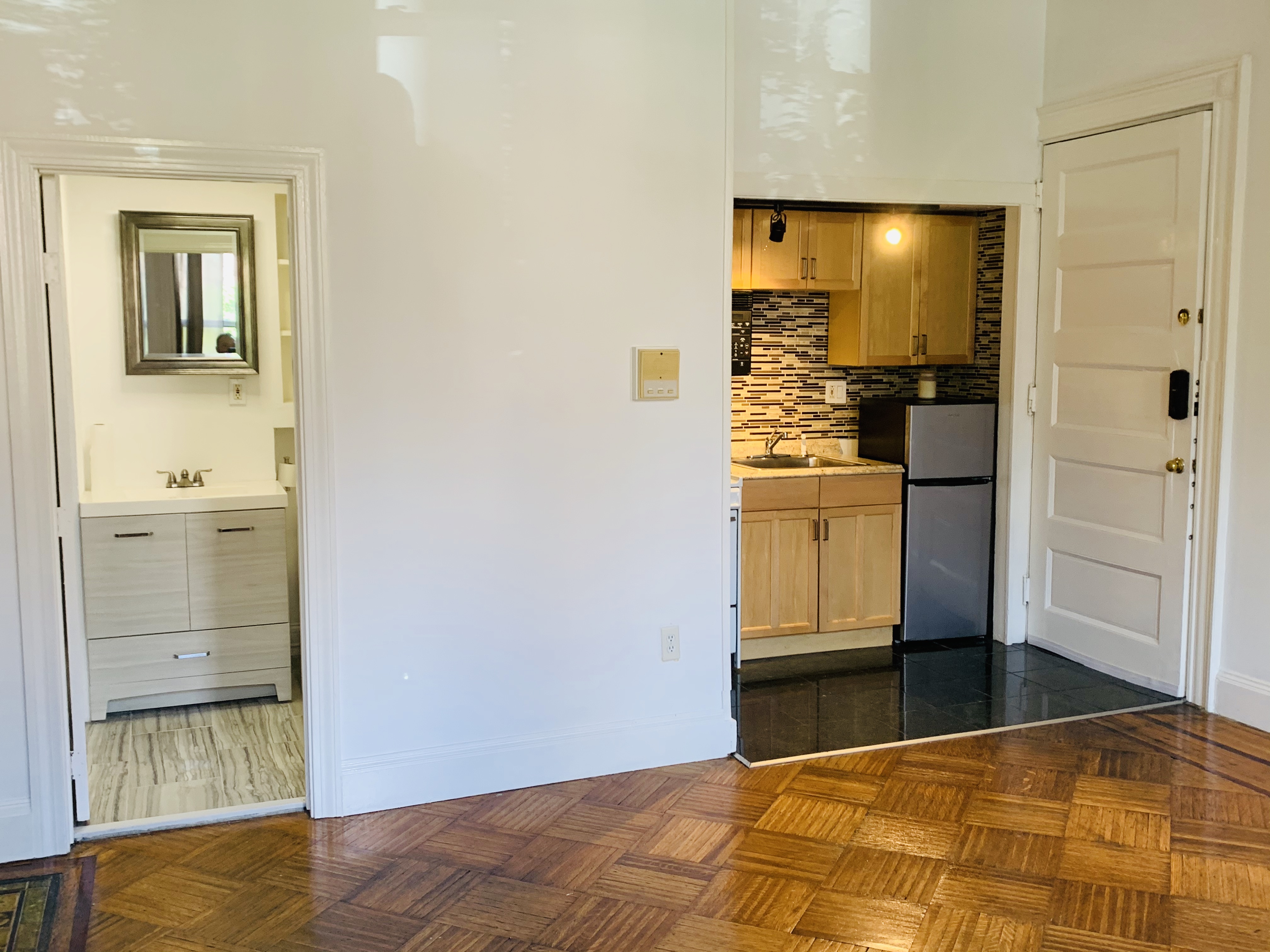 388 Marlborough St, Back Bay