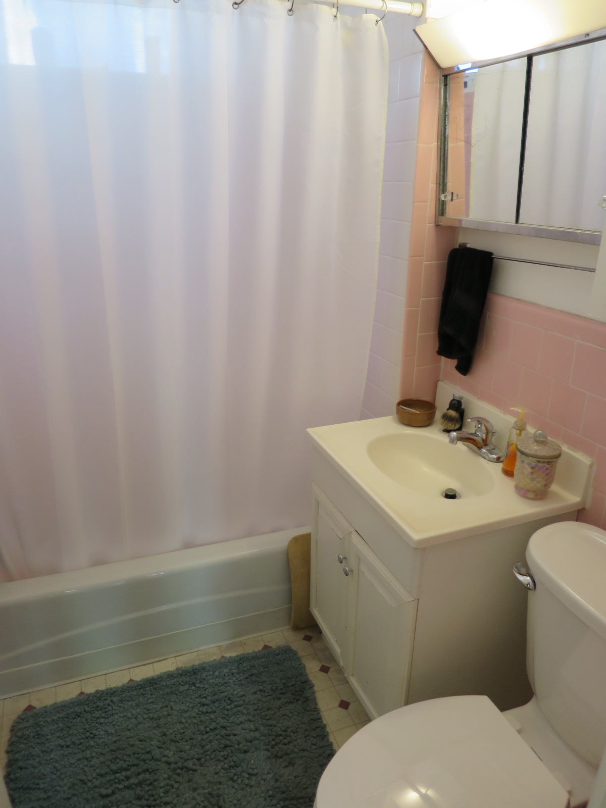 1 Russell Rd, Teele Square