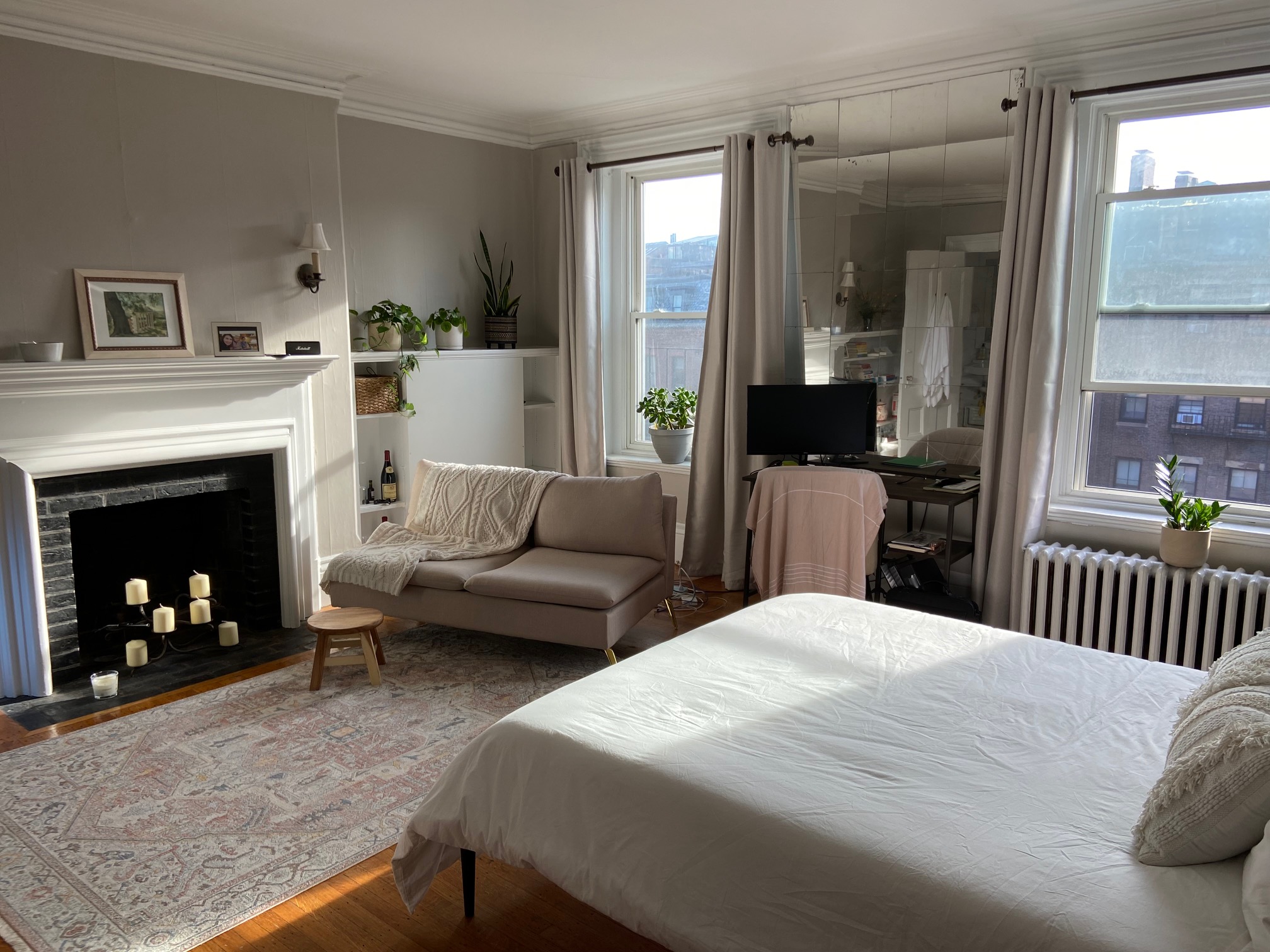 98 Charles St, Beacon Hill