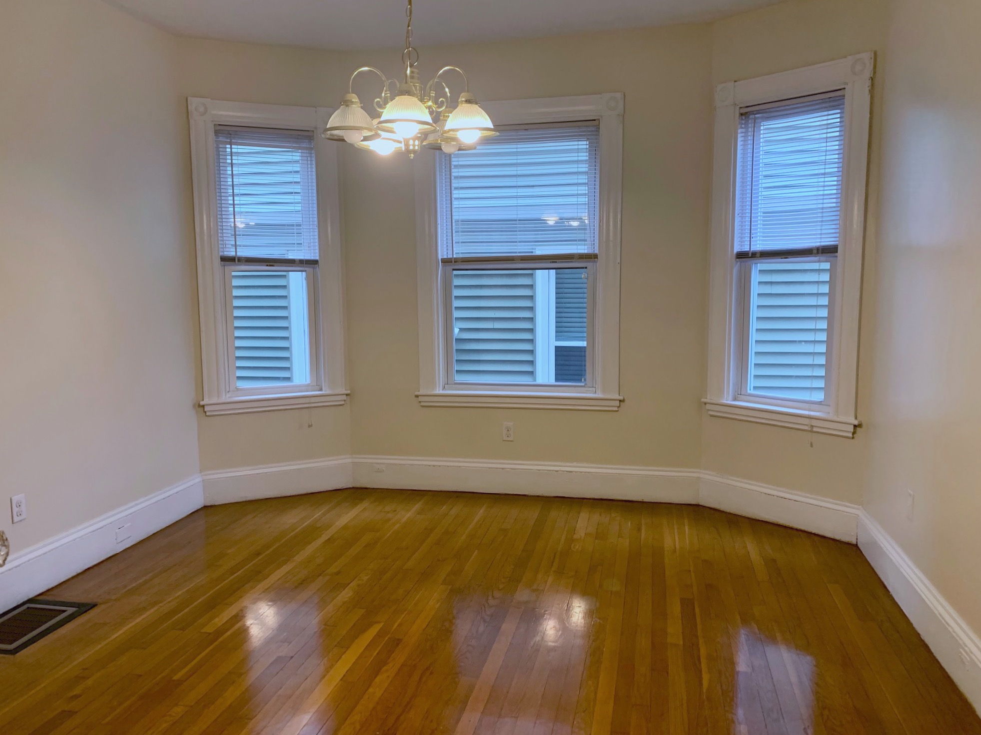 9 Corwin St, Dorchester