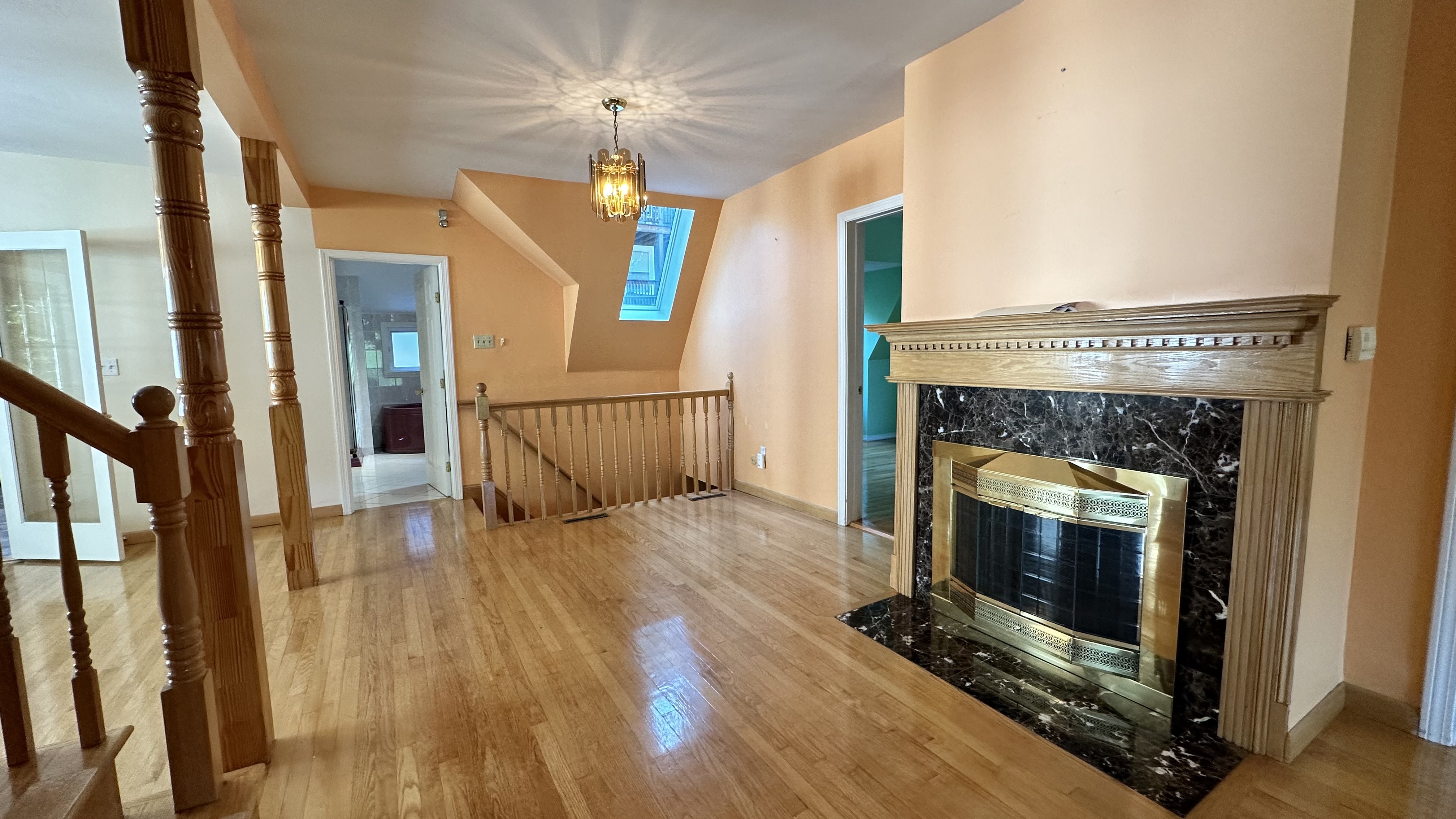 103 University Rd, Washington Square