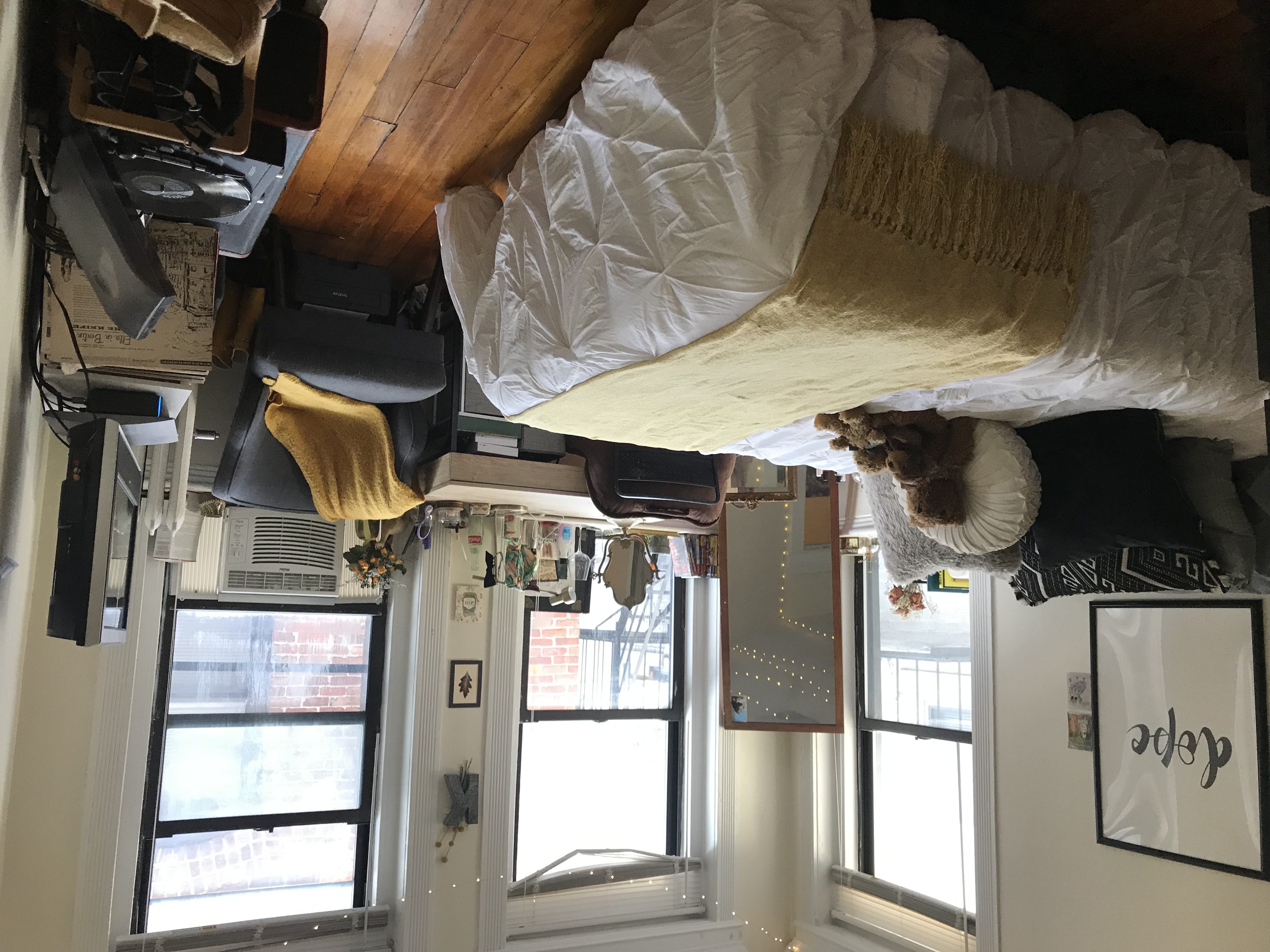 54 Burbank St, Fenway