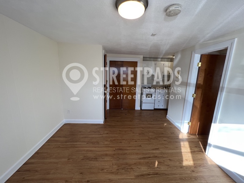 176 North Beacon St, Brighton