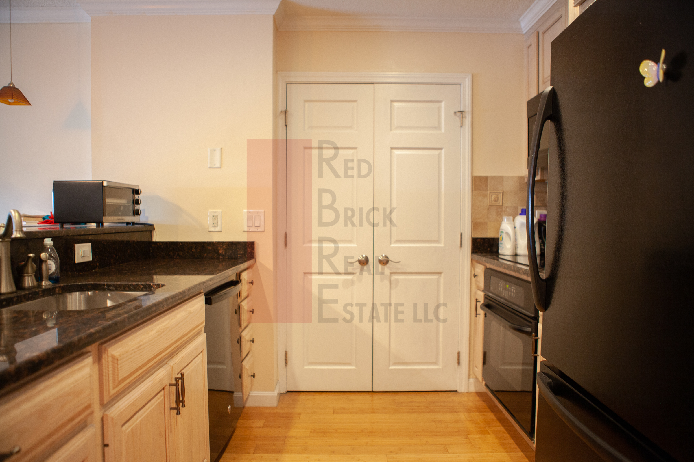 16 Harcourt St, Back Bay