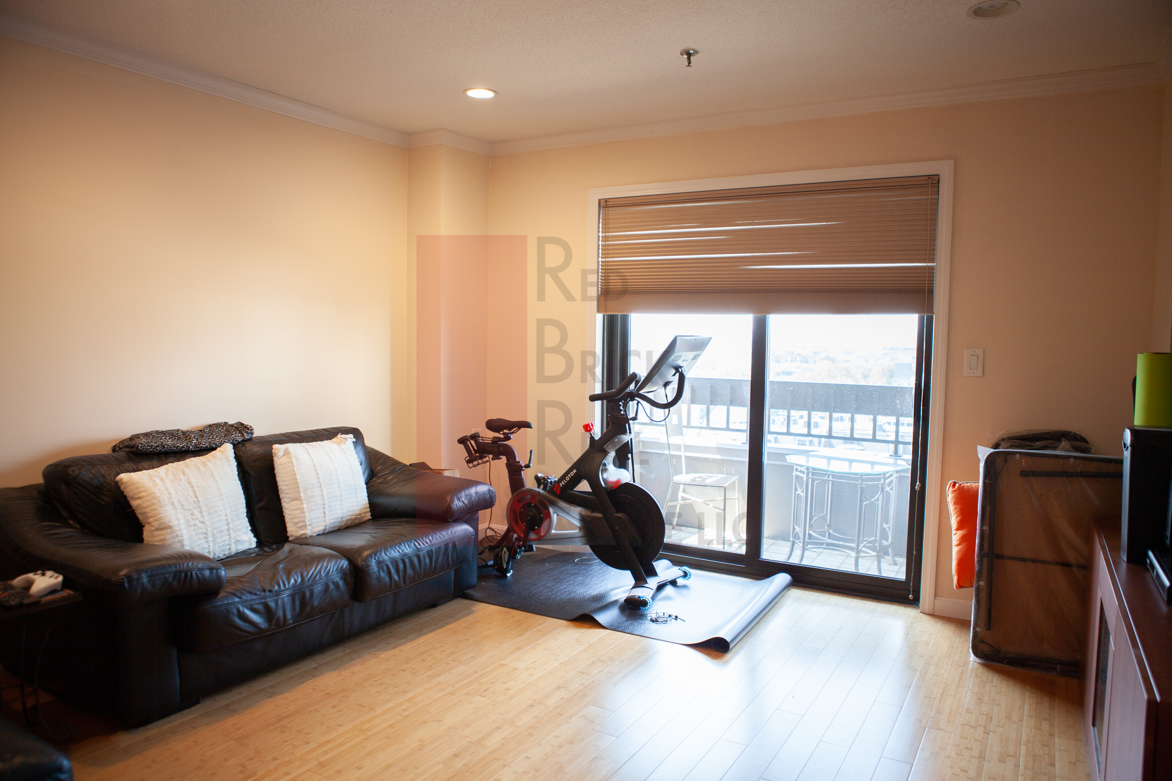 16 Harcourt St, Back Bay