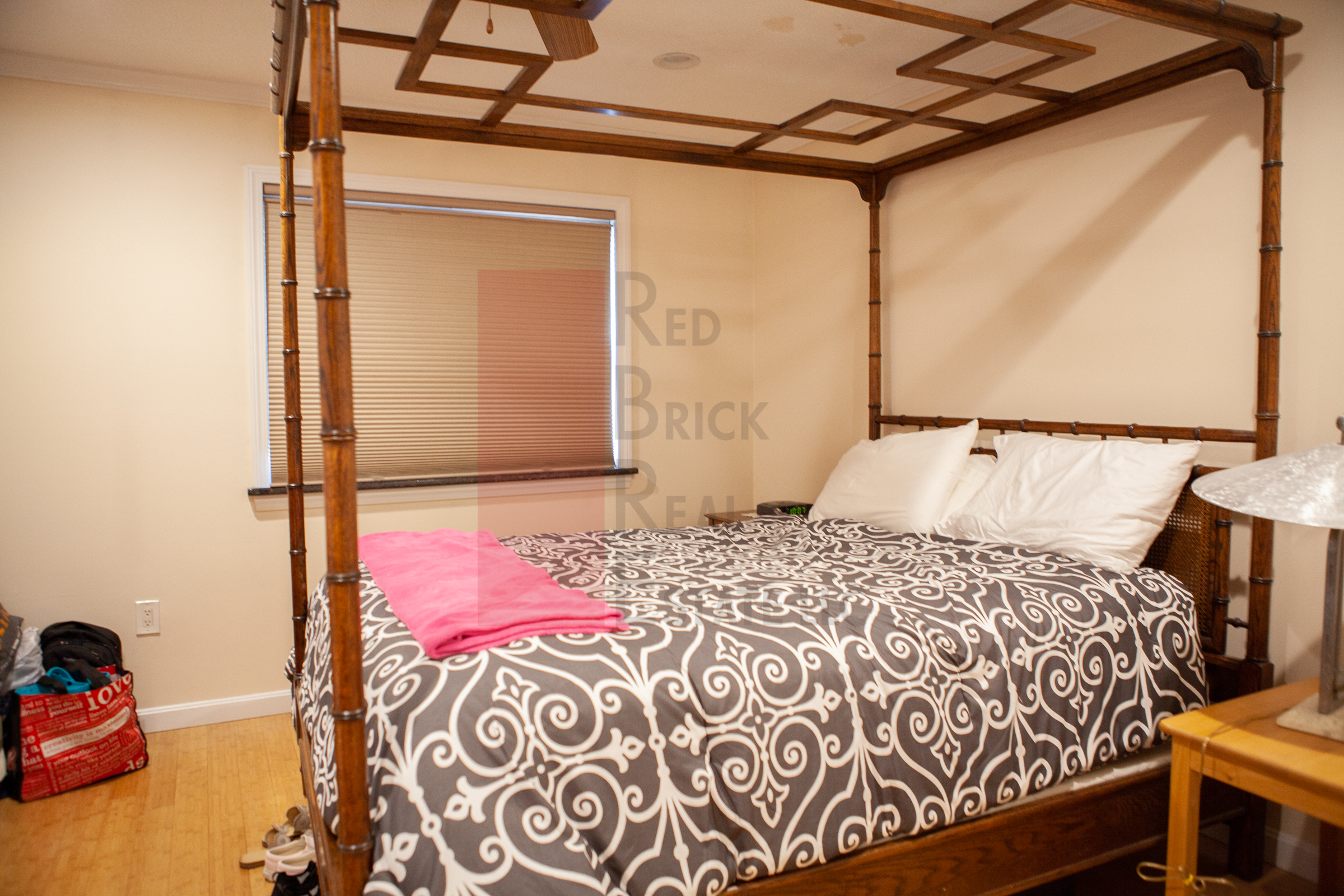 16 Harcourt St, Back Bay