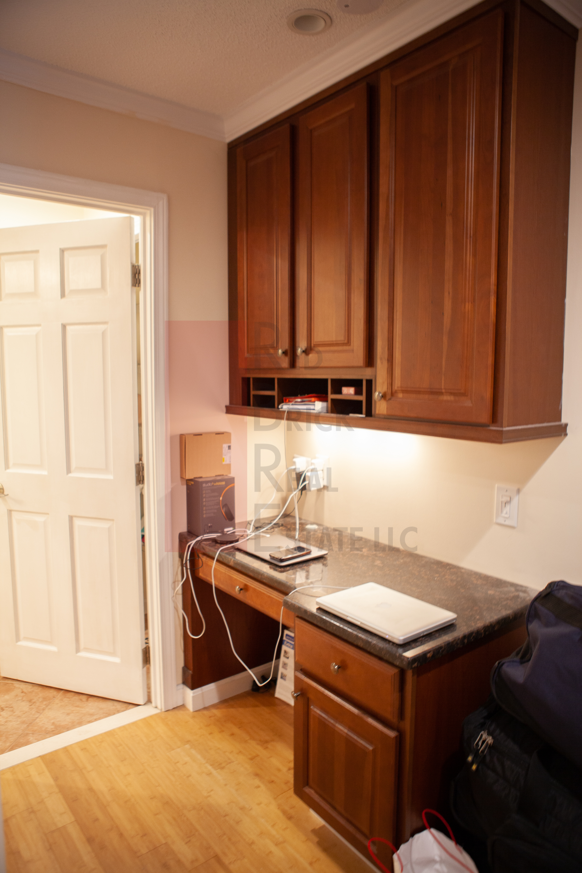 16 Harcourt St, Back Bay