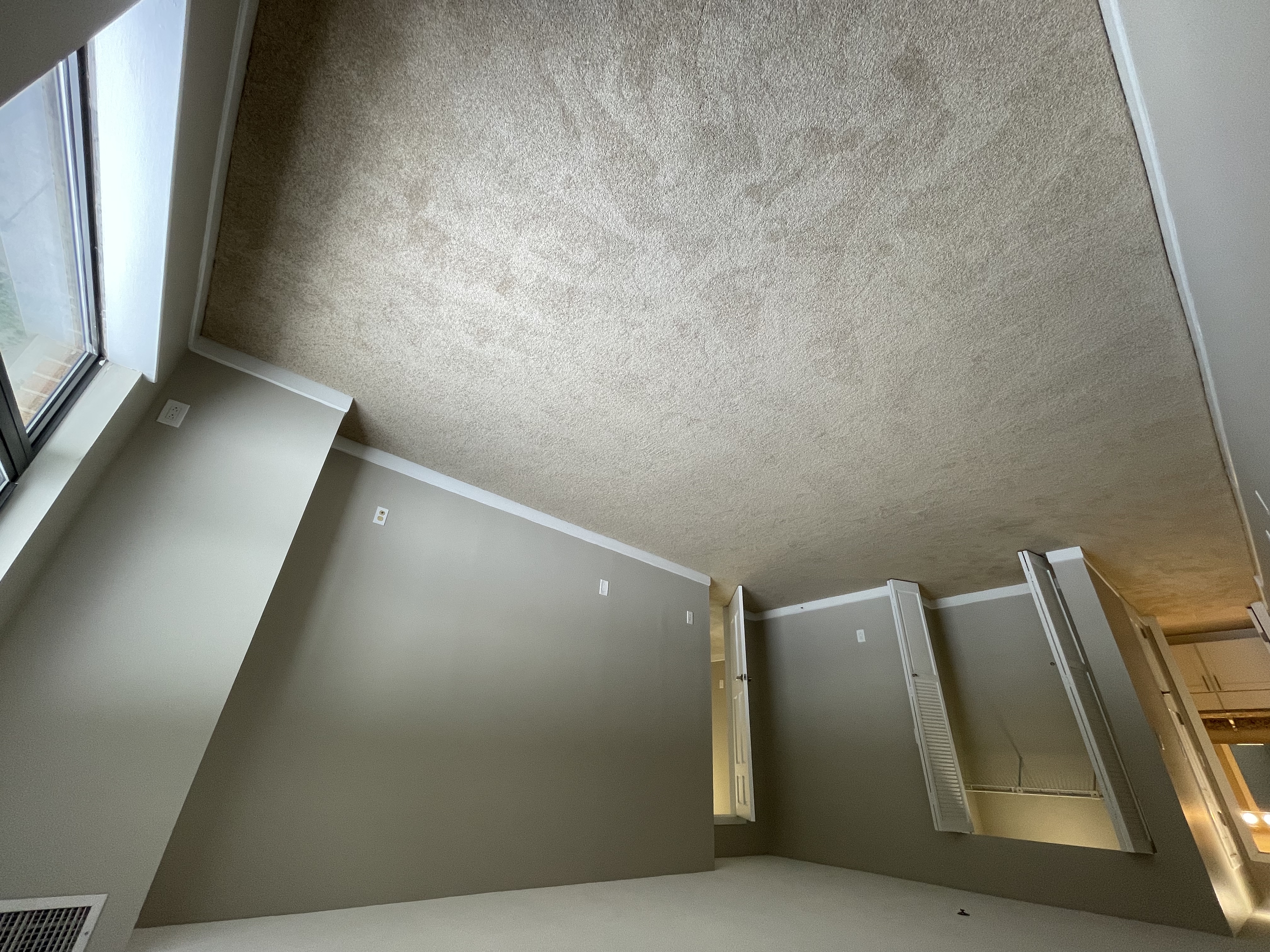 1111 Beacon St, Longwood