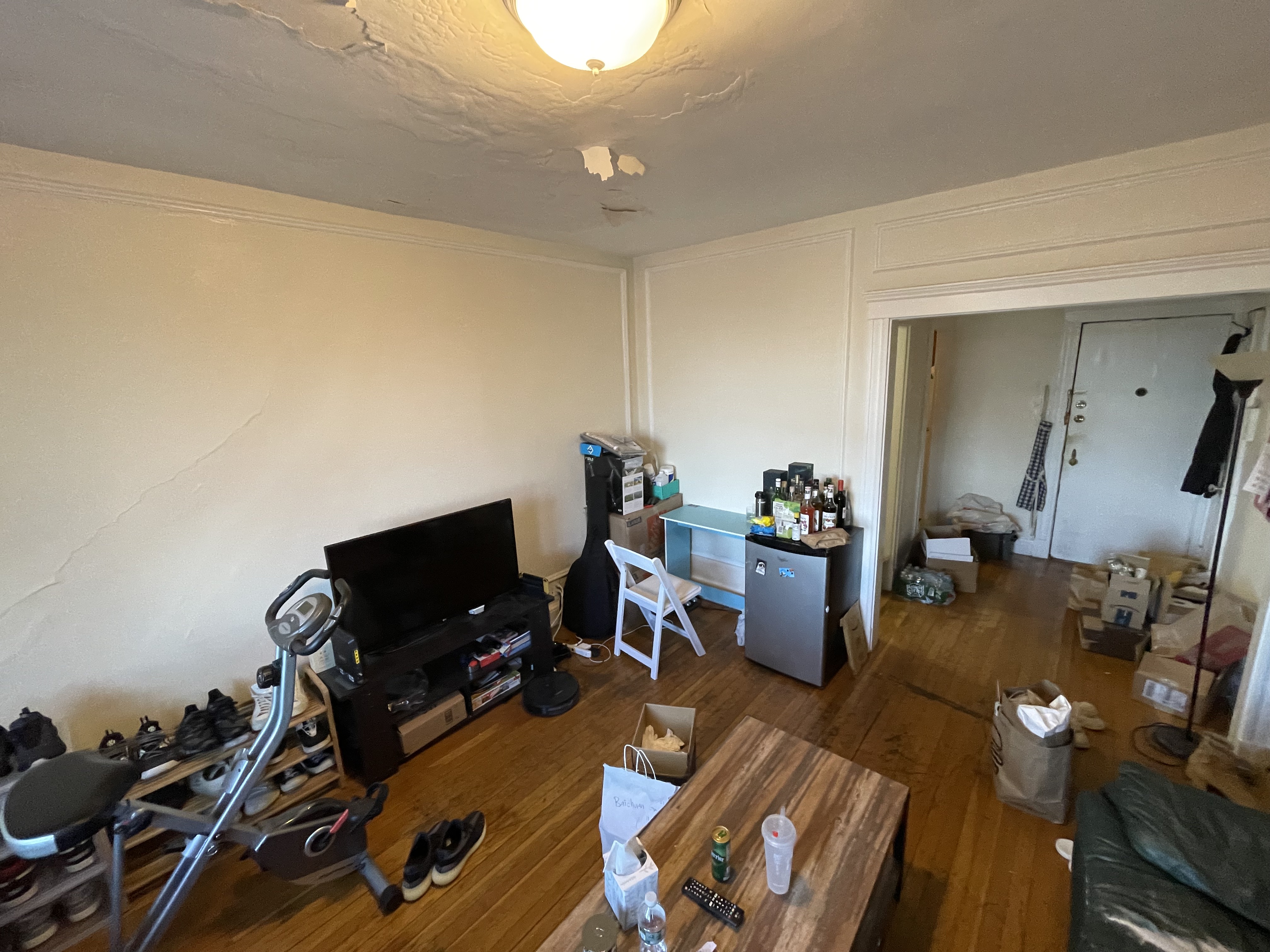 2001 Commonwealth Ave, Brighton