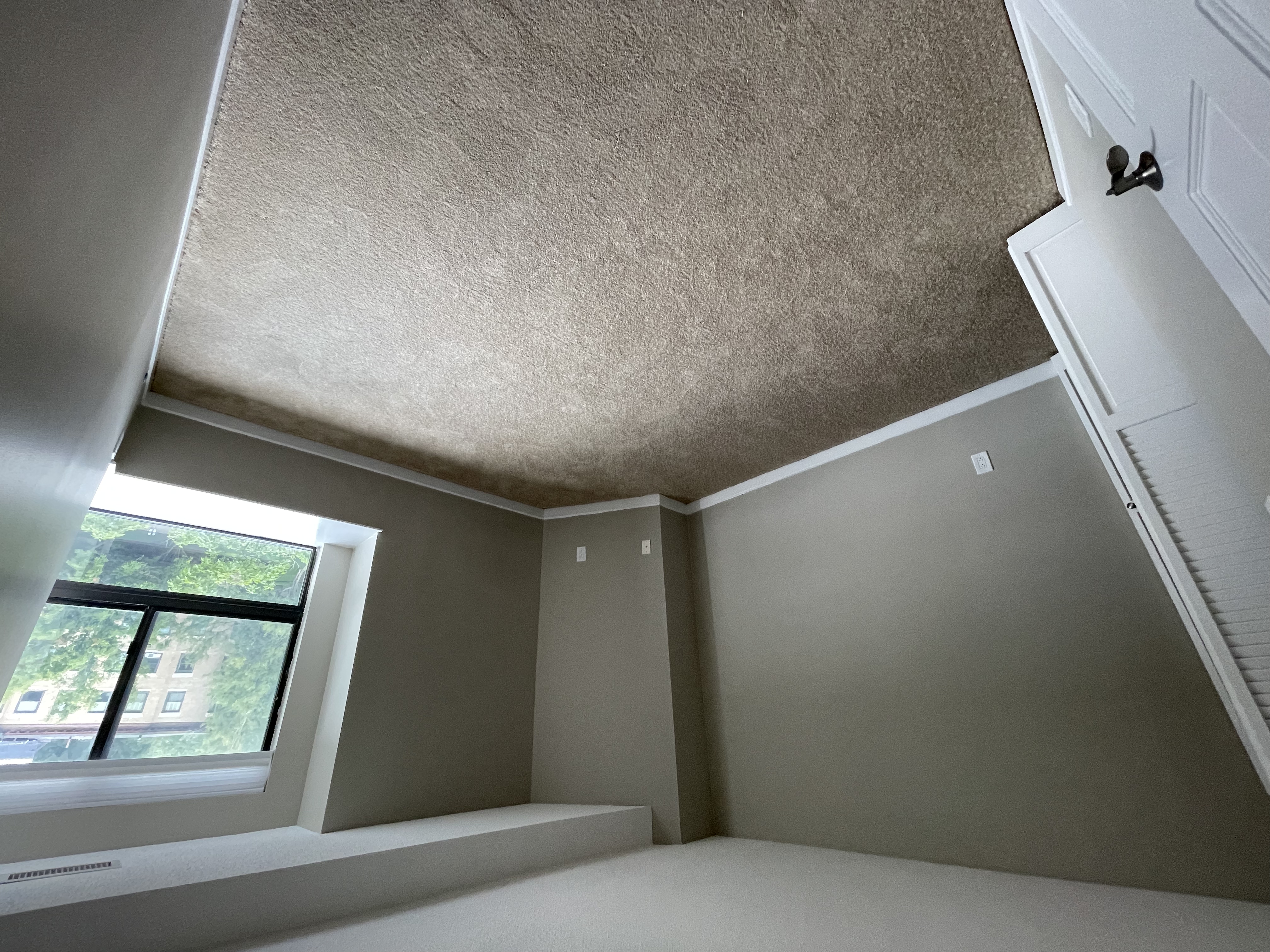 1111 Beacon St, Longwood