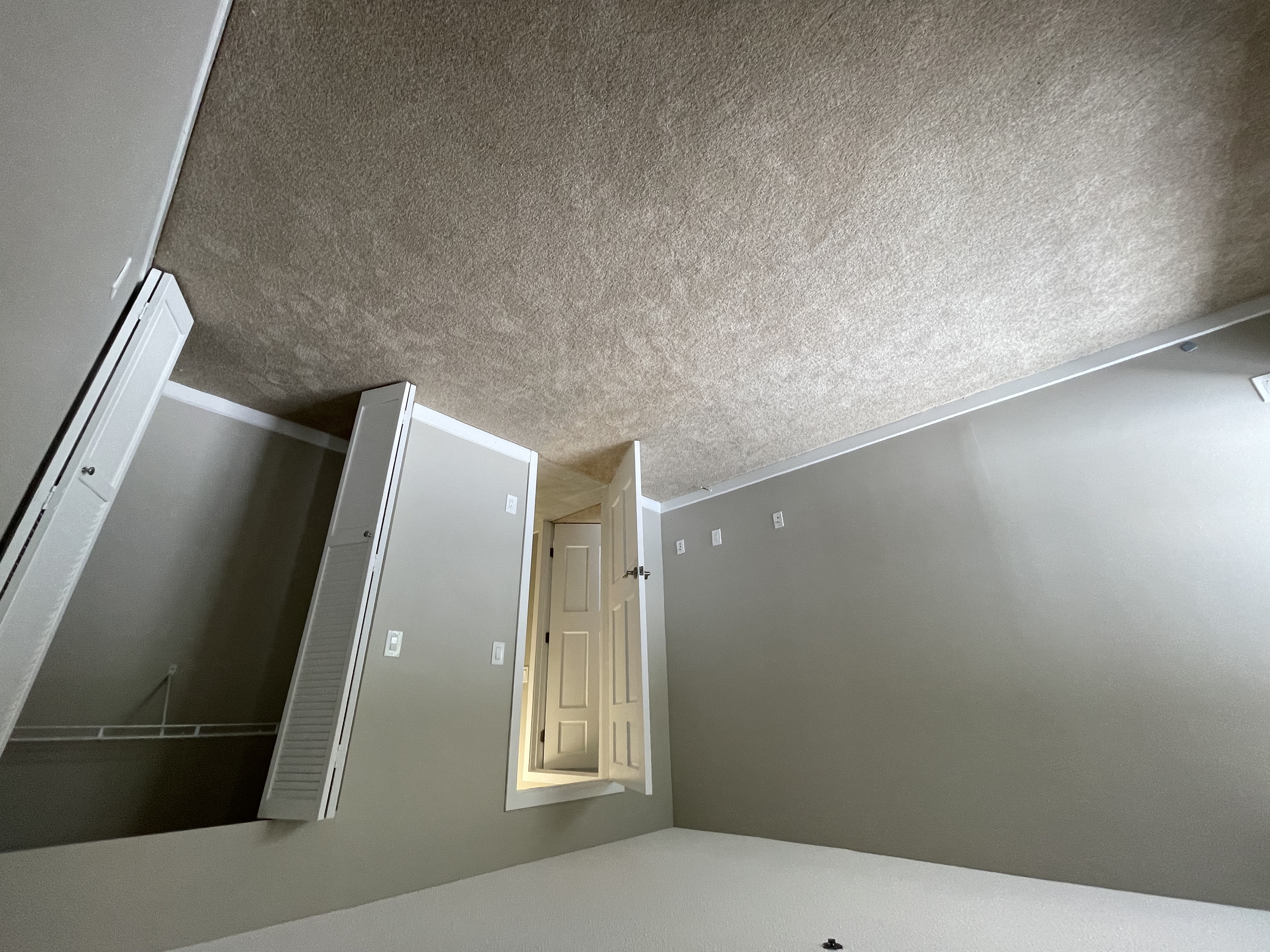 1111 Beacon St, Longwood